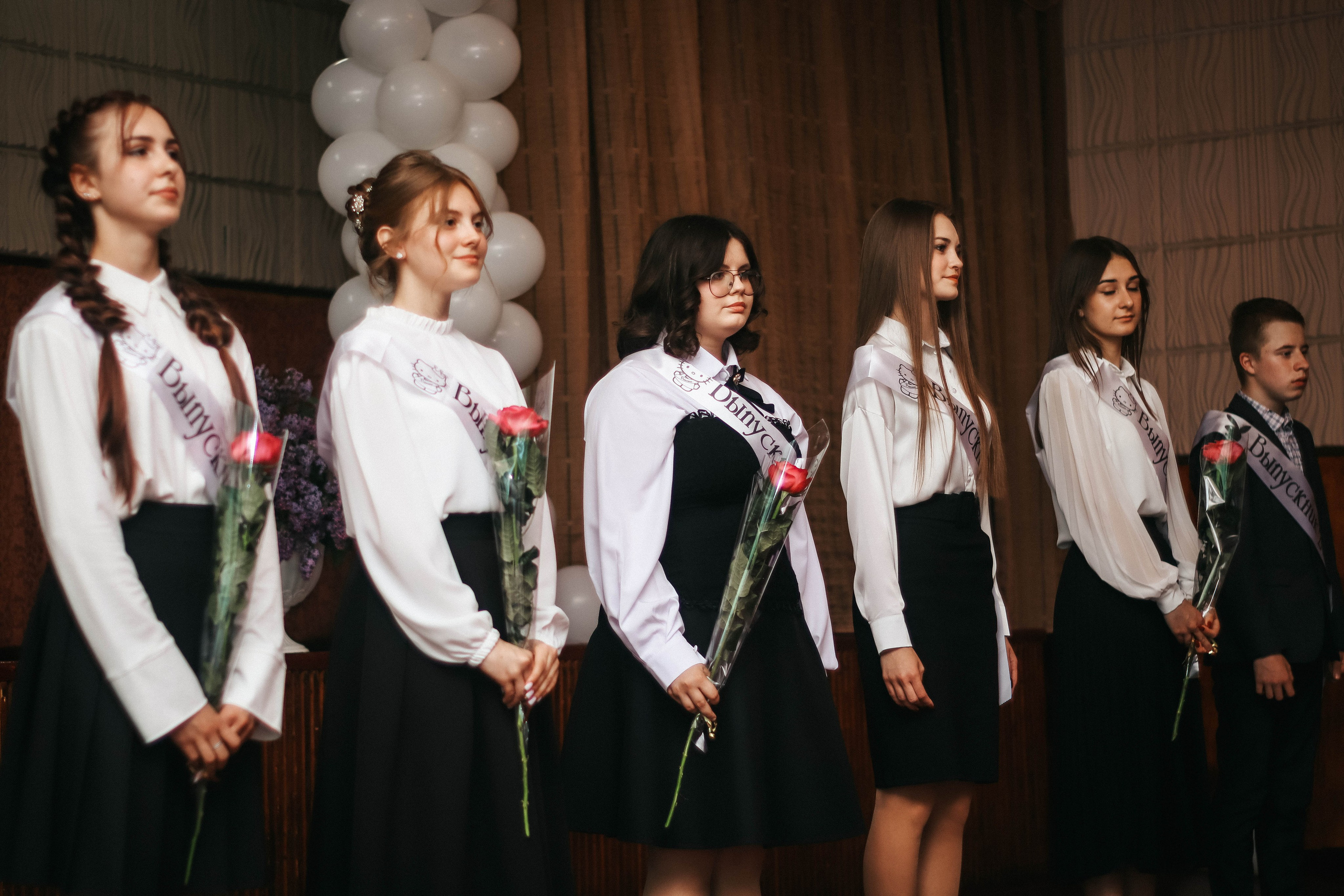 Последний звонок. Фотограф Дарья Маташкова
