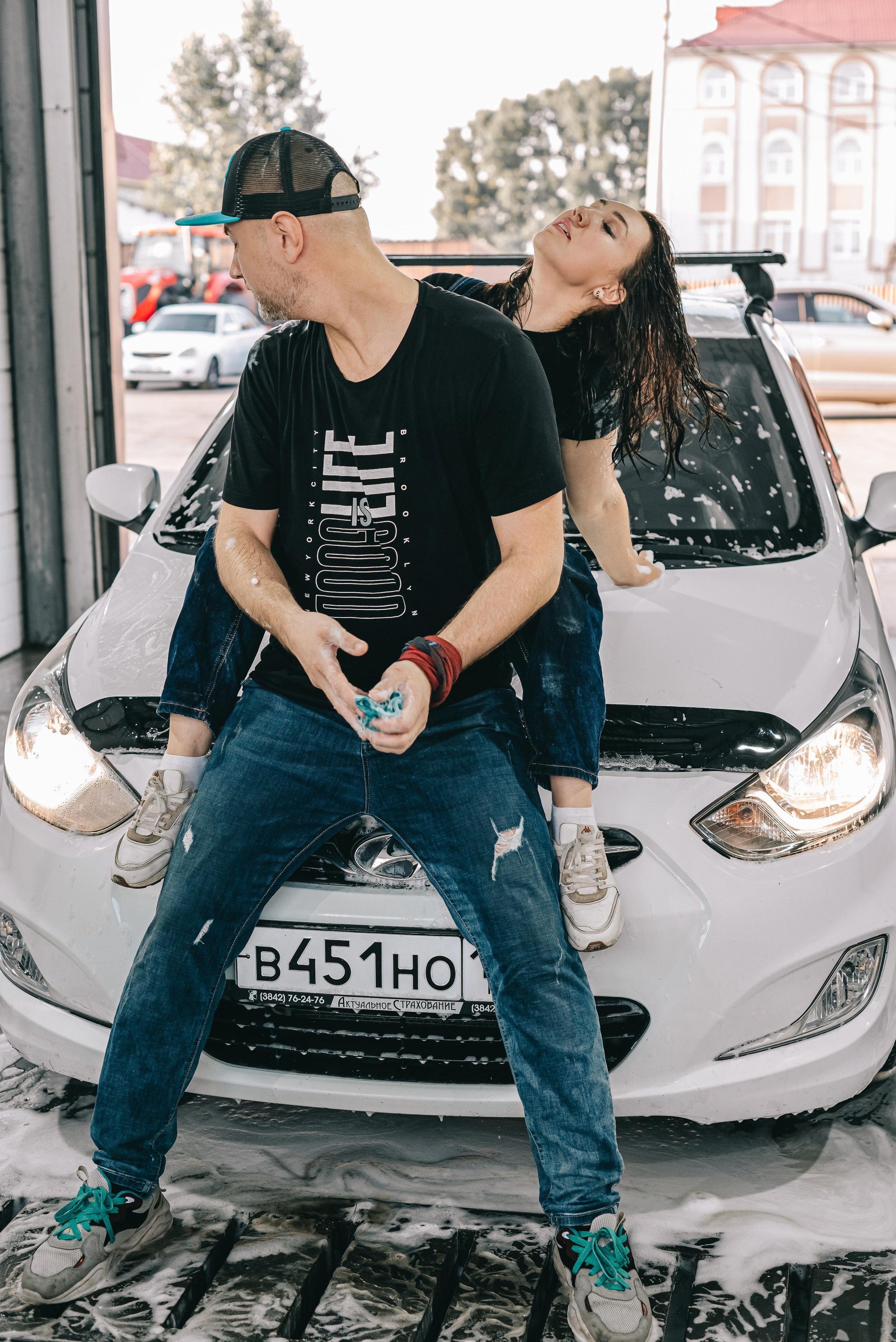 Love Story фотосессия на автомойке Кемерово