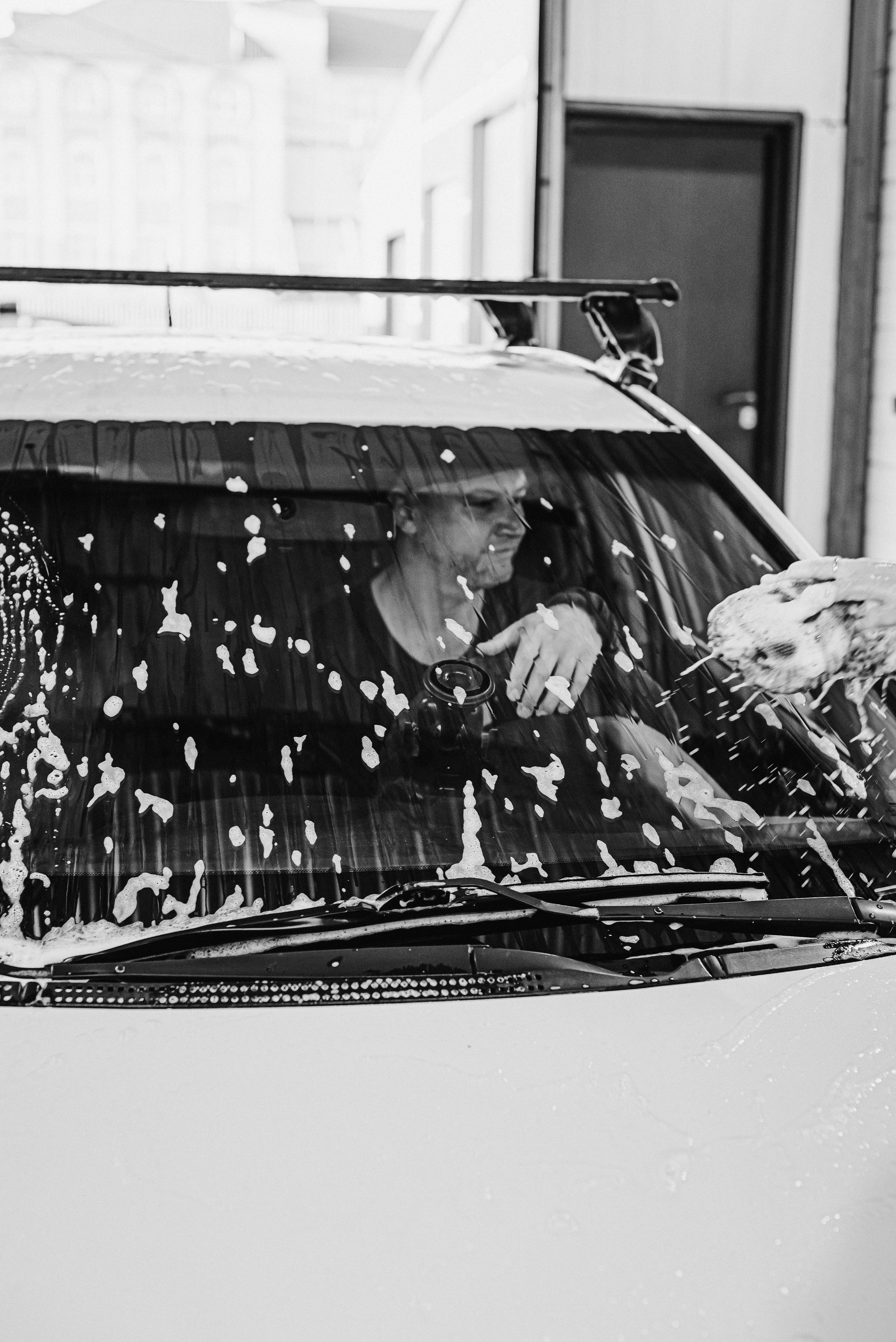 Love Story фотосессия на автомойке Кемерово