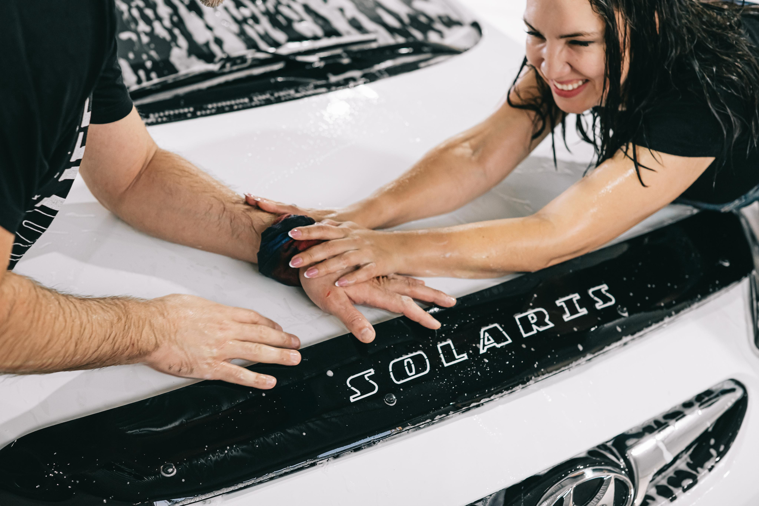 Love Story фотосессия на автомойке Кемерово