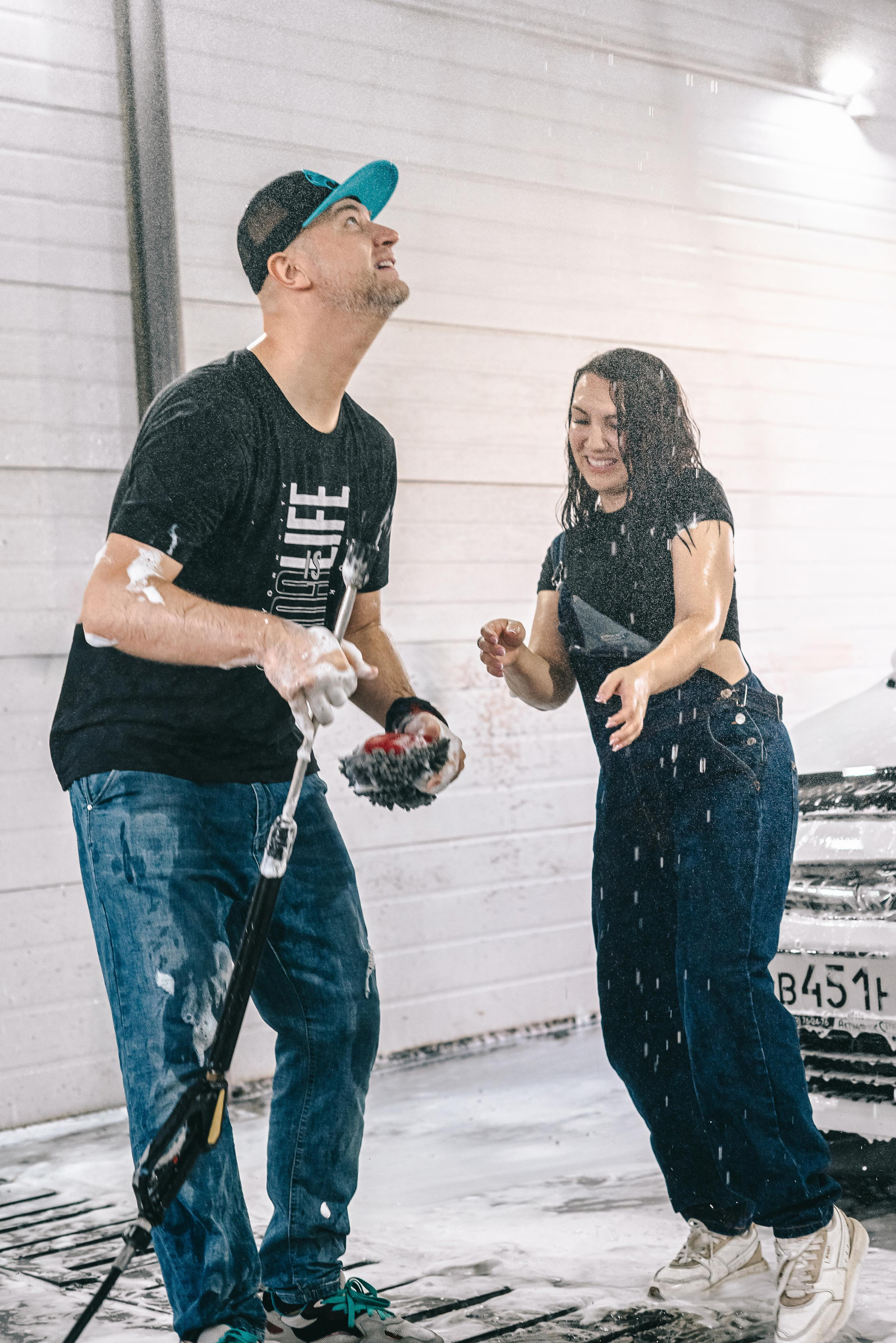 Love Story фотосессия на автомойке Кемерово