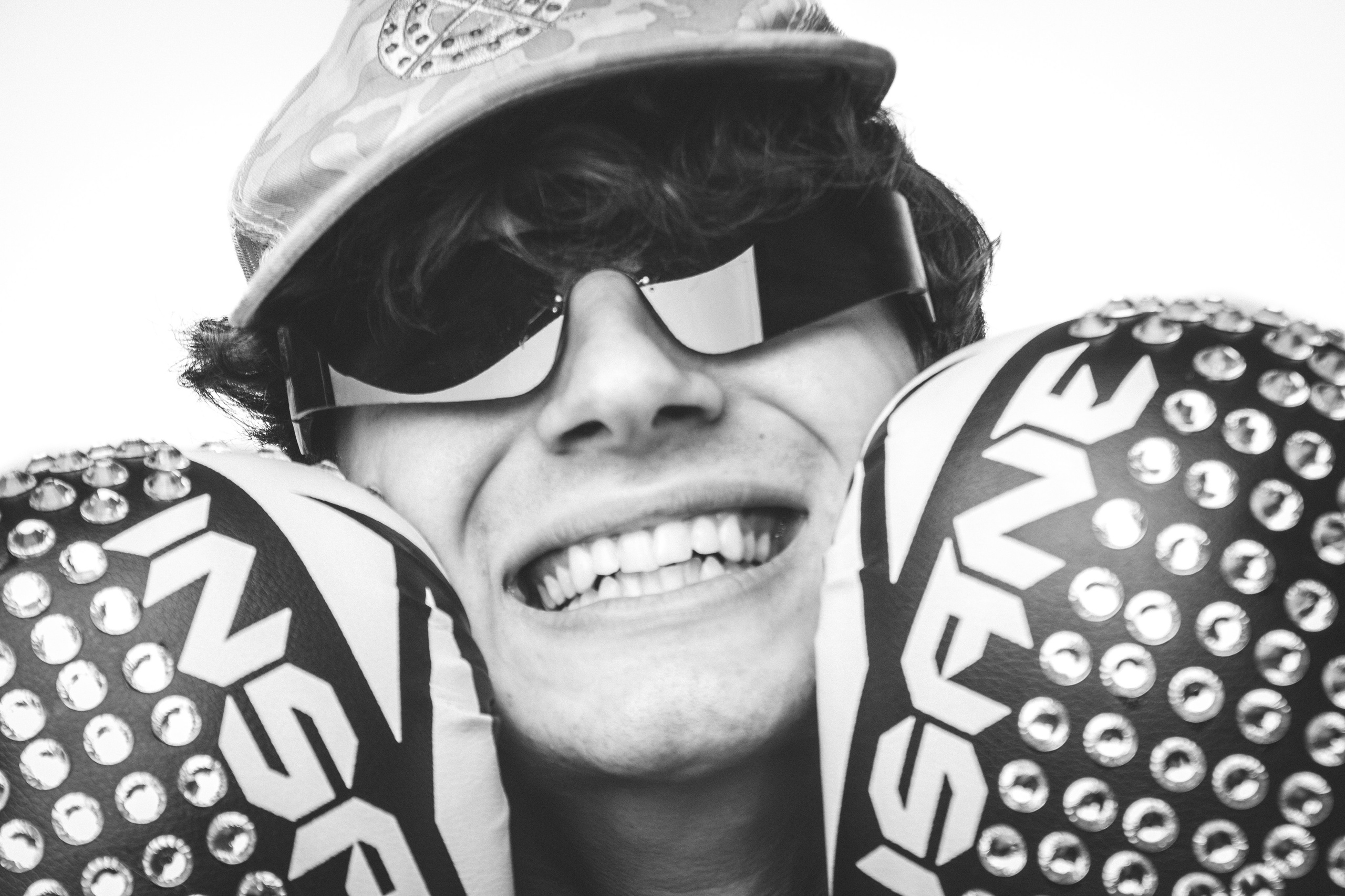 Саня. Портретный фотограф в москве вячеслав семиз