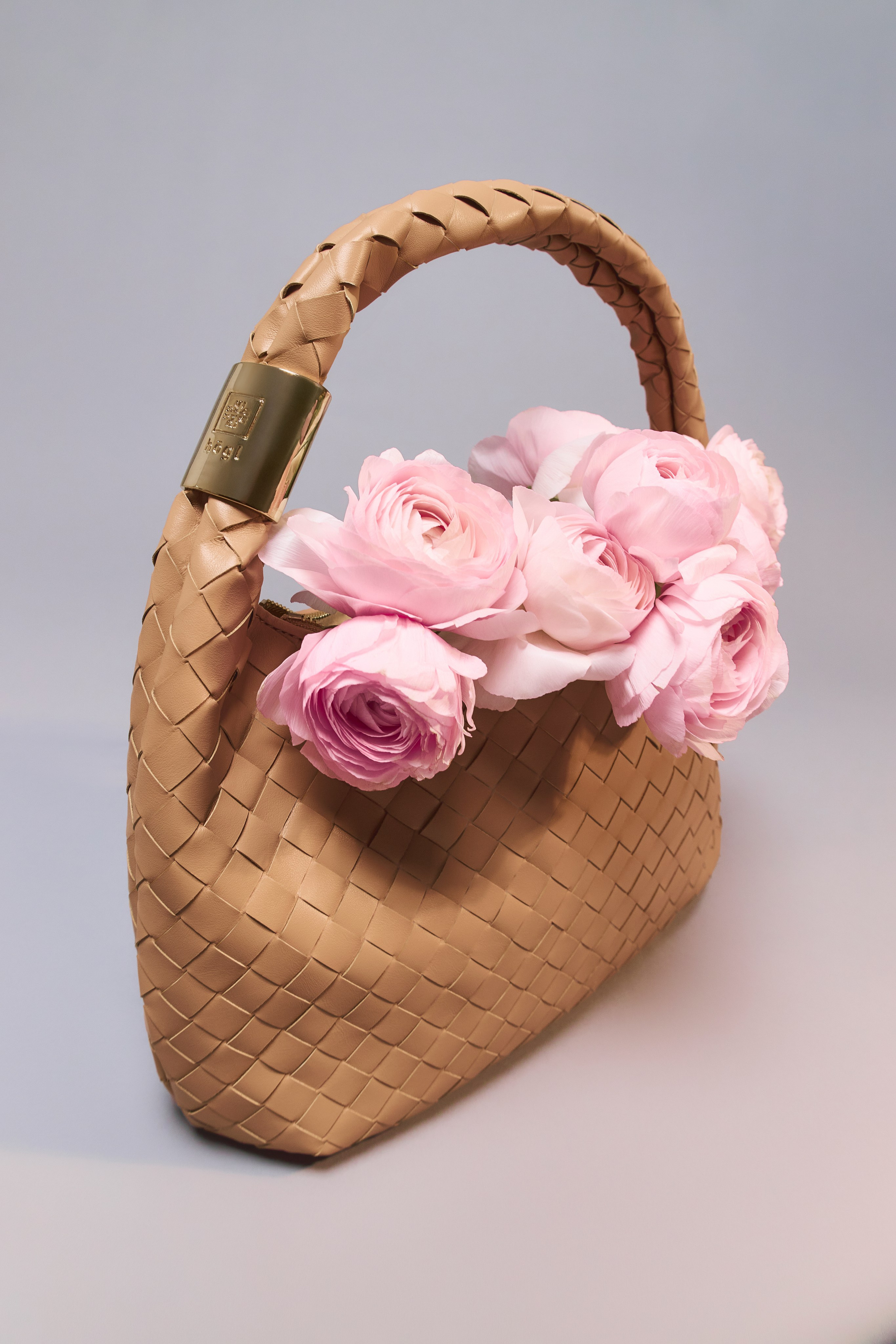 Högl. Креативный продюсер / сет—дизайнер