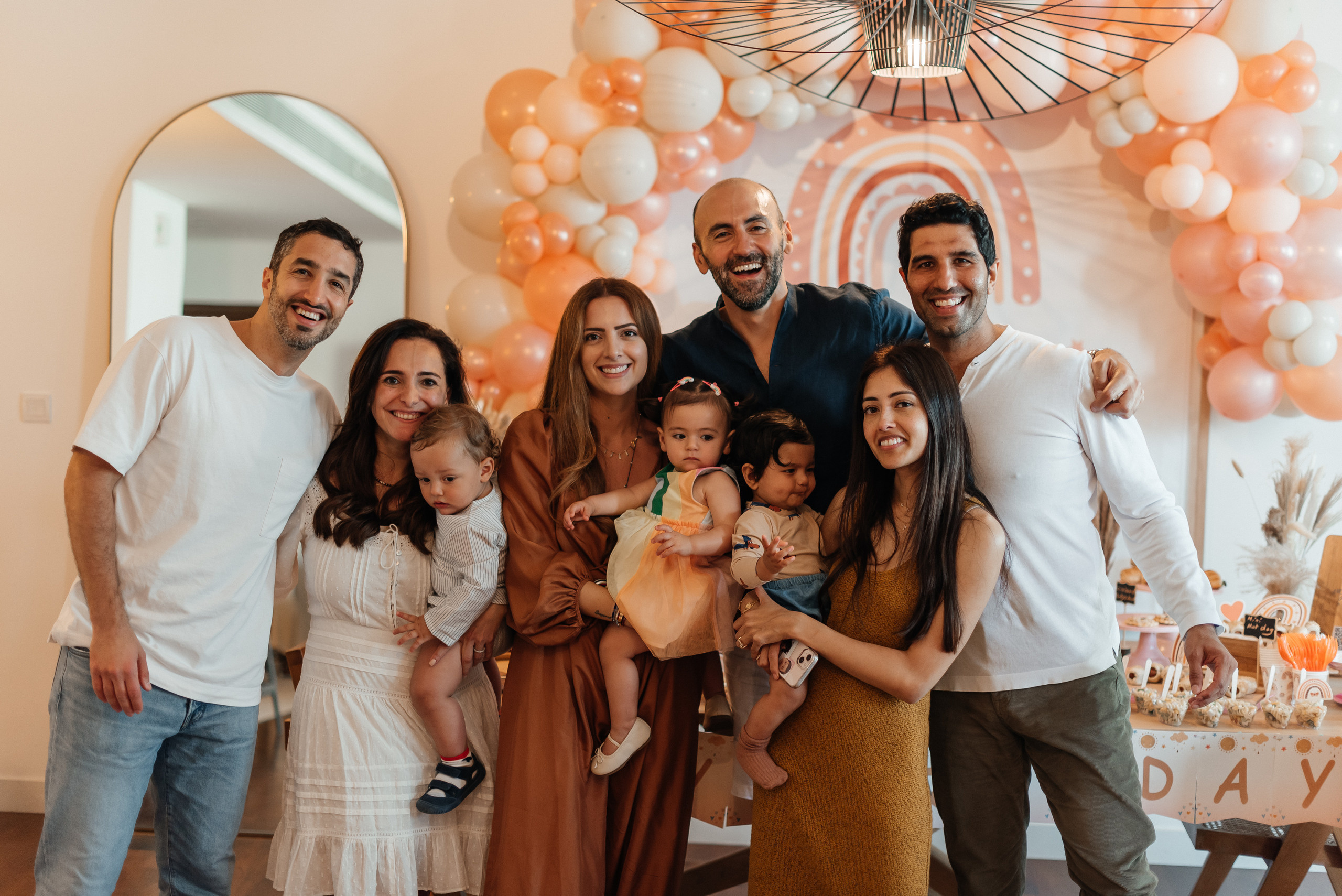 Home Birthday. Wedding and family photographer in Dubai Vasilii Albul