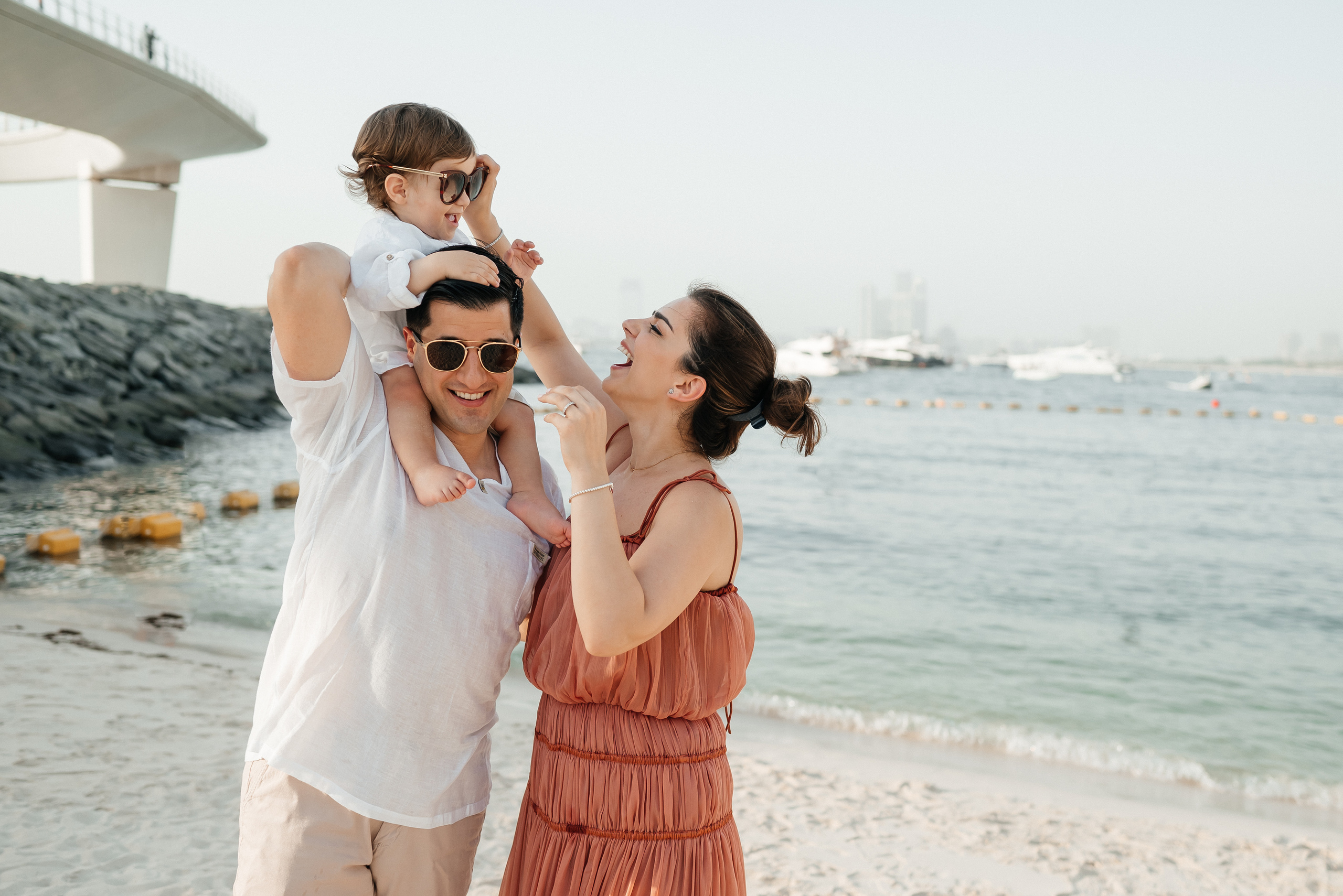 Family photoshoot in Dubai. Wedding and family photographer in Dubai Vasilii Albul