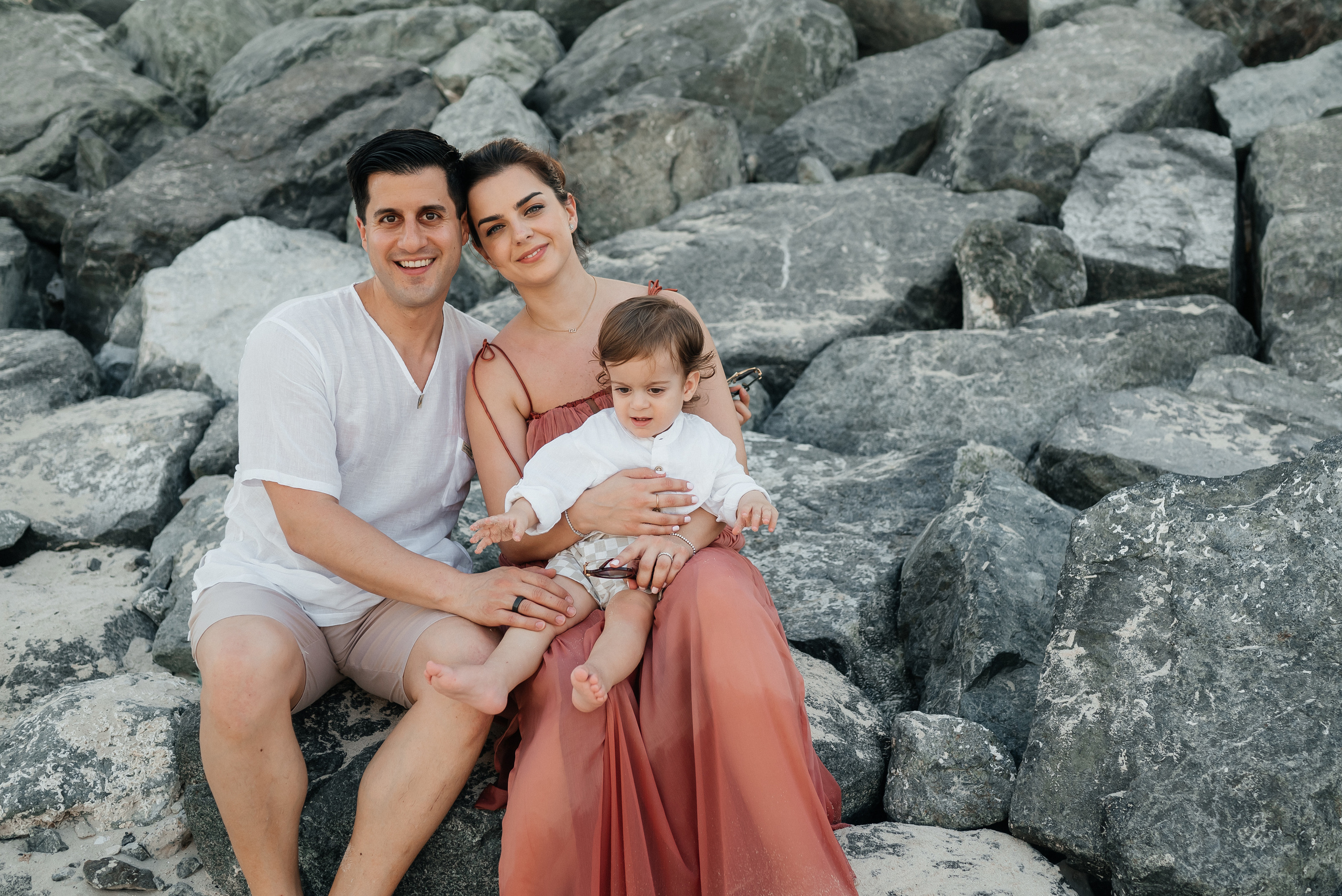 Family photoshoot in Dubai. Wedding and family photographer in Dubai Vasilii Albul