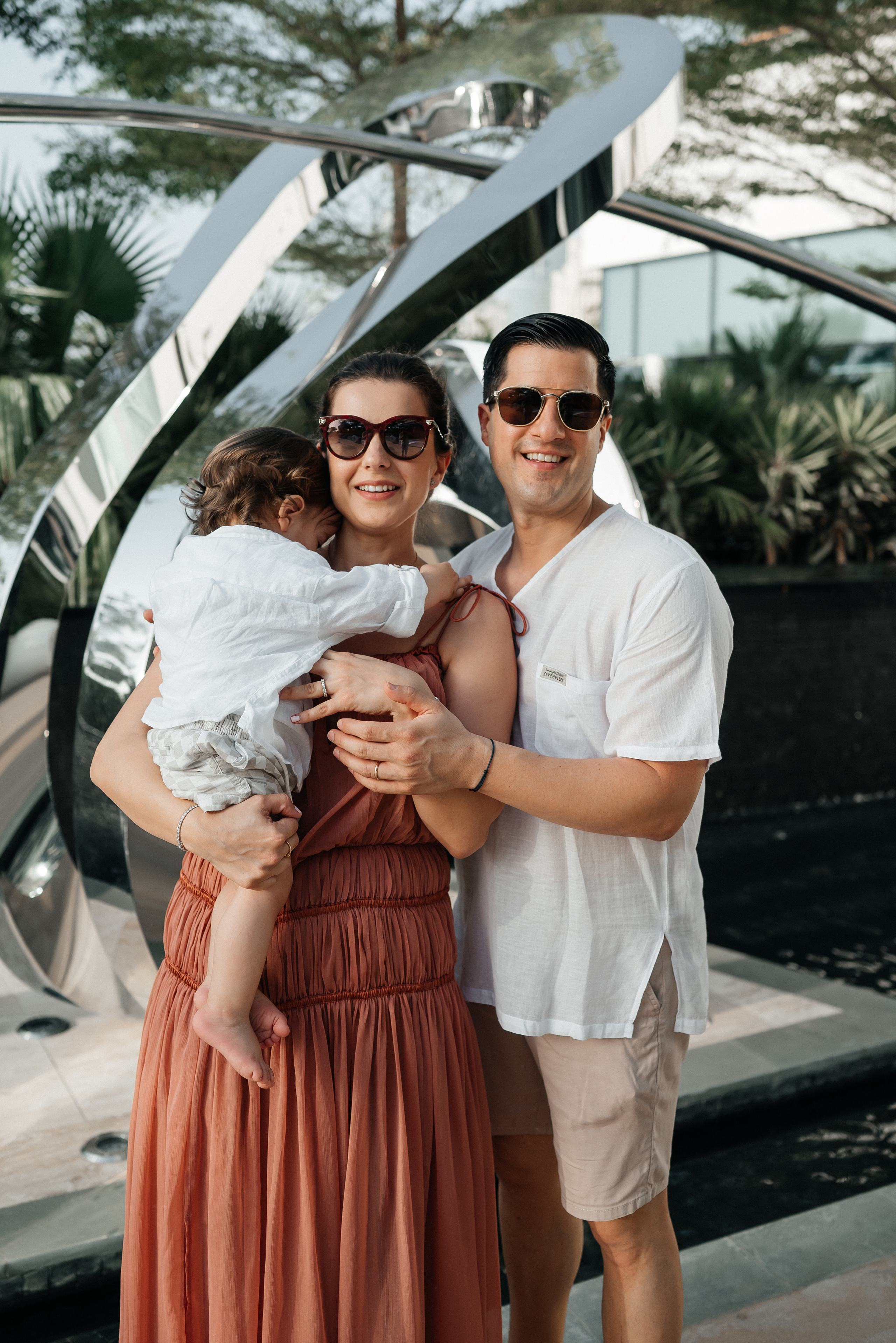 Family photoshoot in Dubai. Wedding and family photographer in Dubai Vasilii Albul