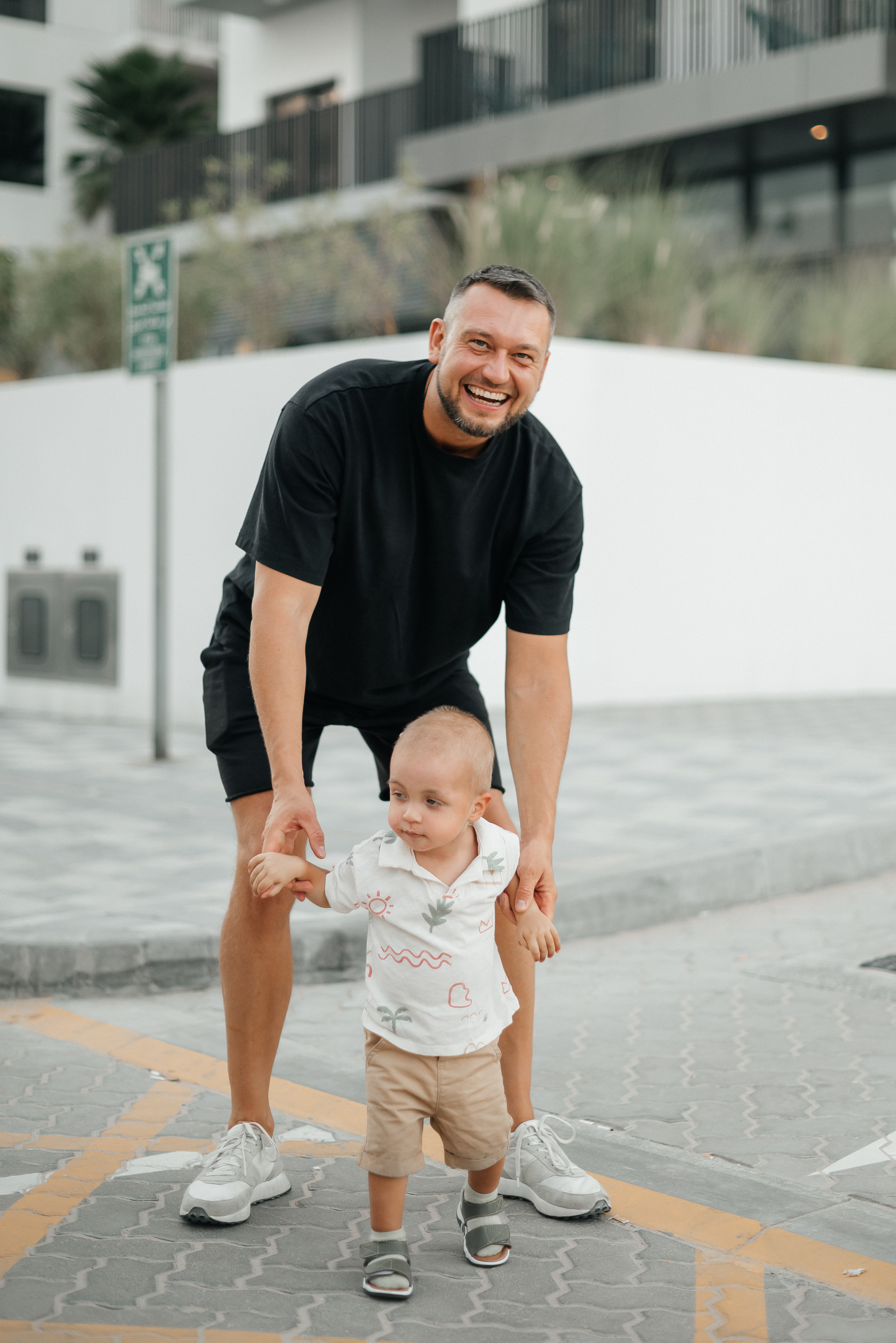 Миша с сыном. Wedding and family photographer in Dubai Vasilii Albul