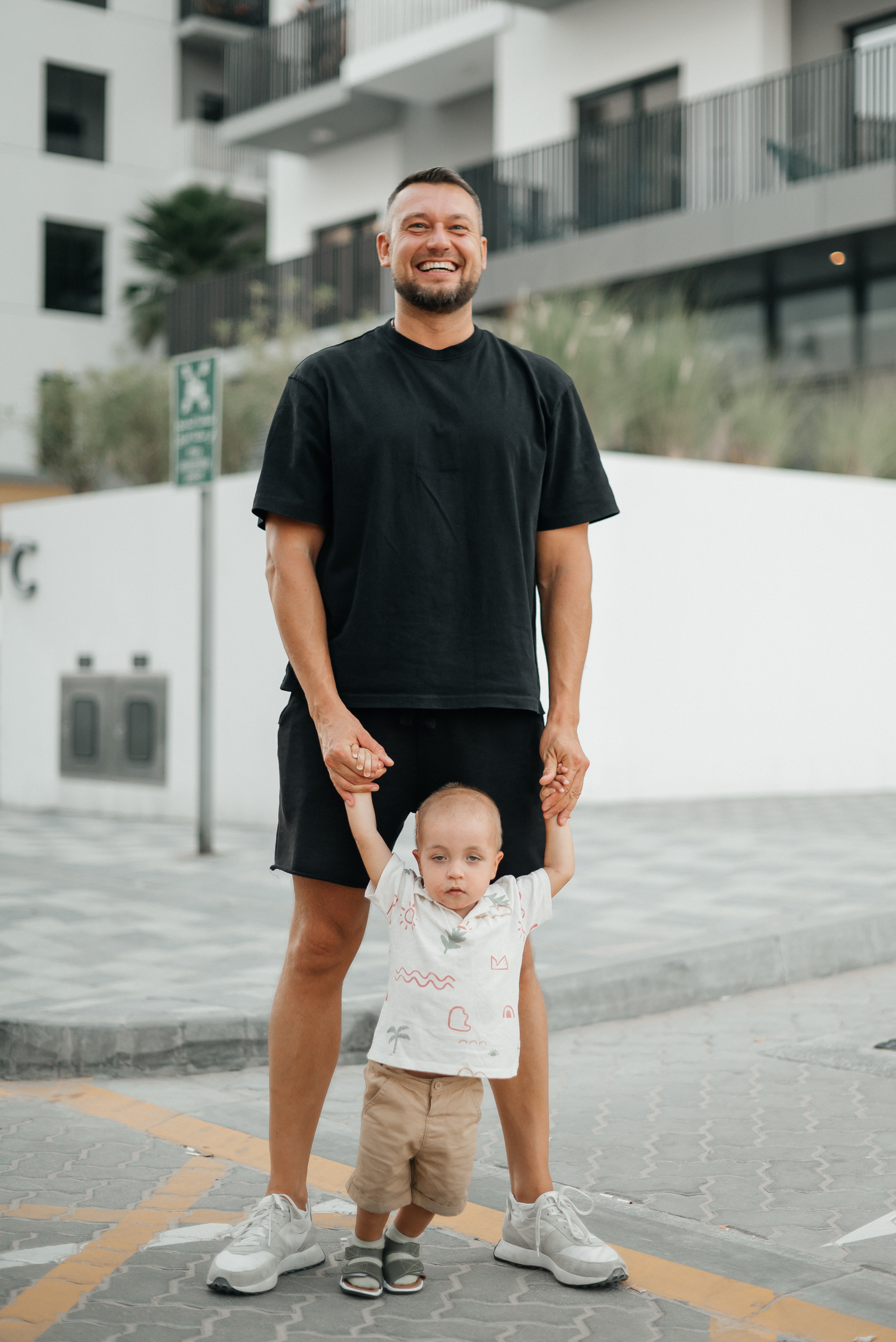 Миша с сыном. Wedding and family photographer in Dubai Vasilii Albul