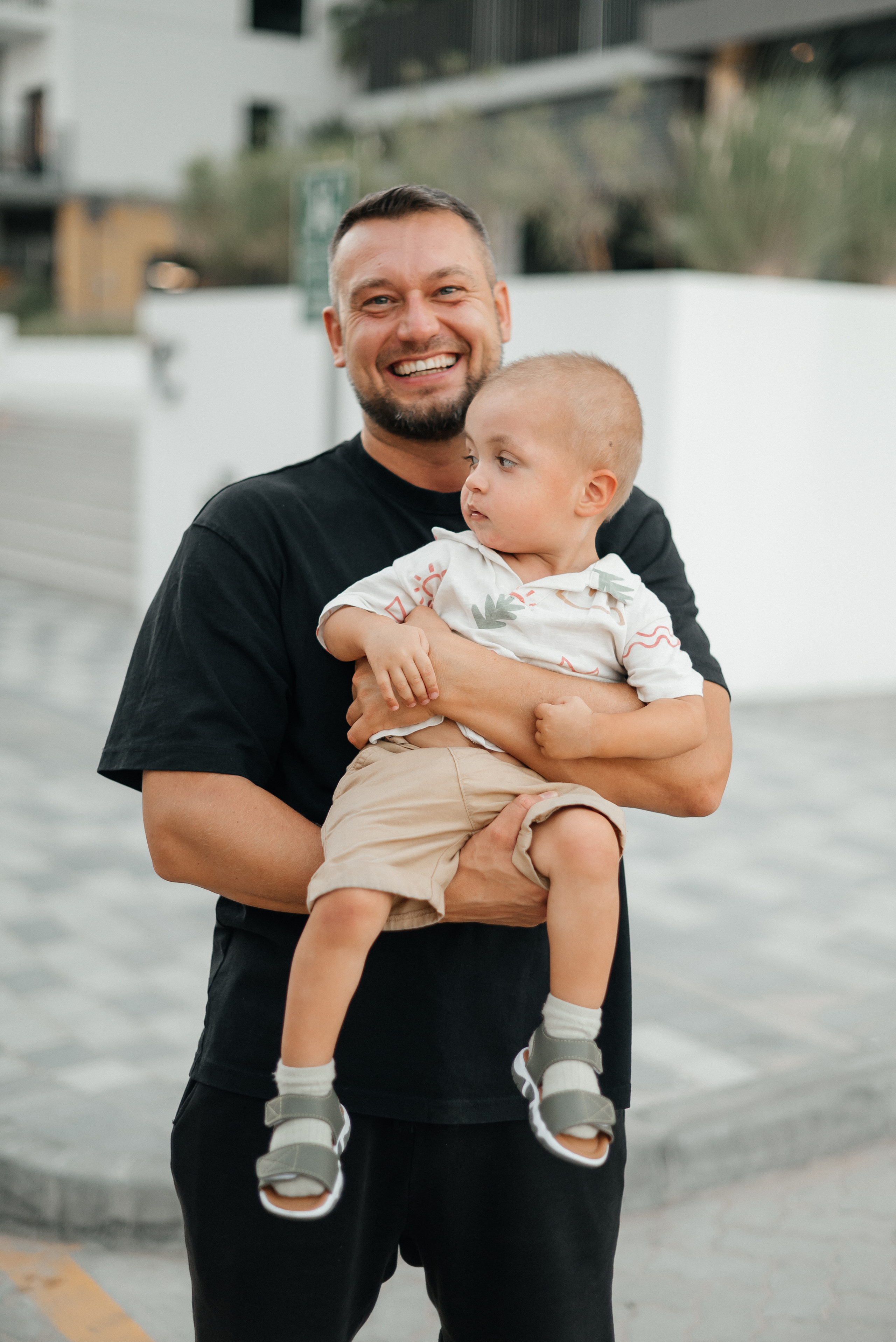 Миша с сыном. Wedding and family photographer in Dubai Vasilii Albul