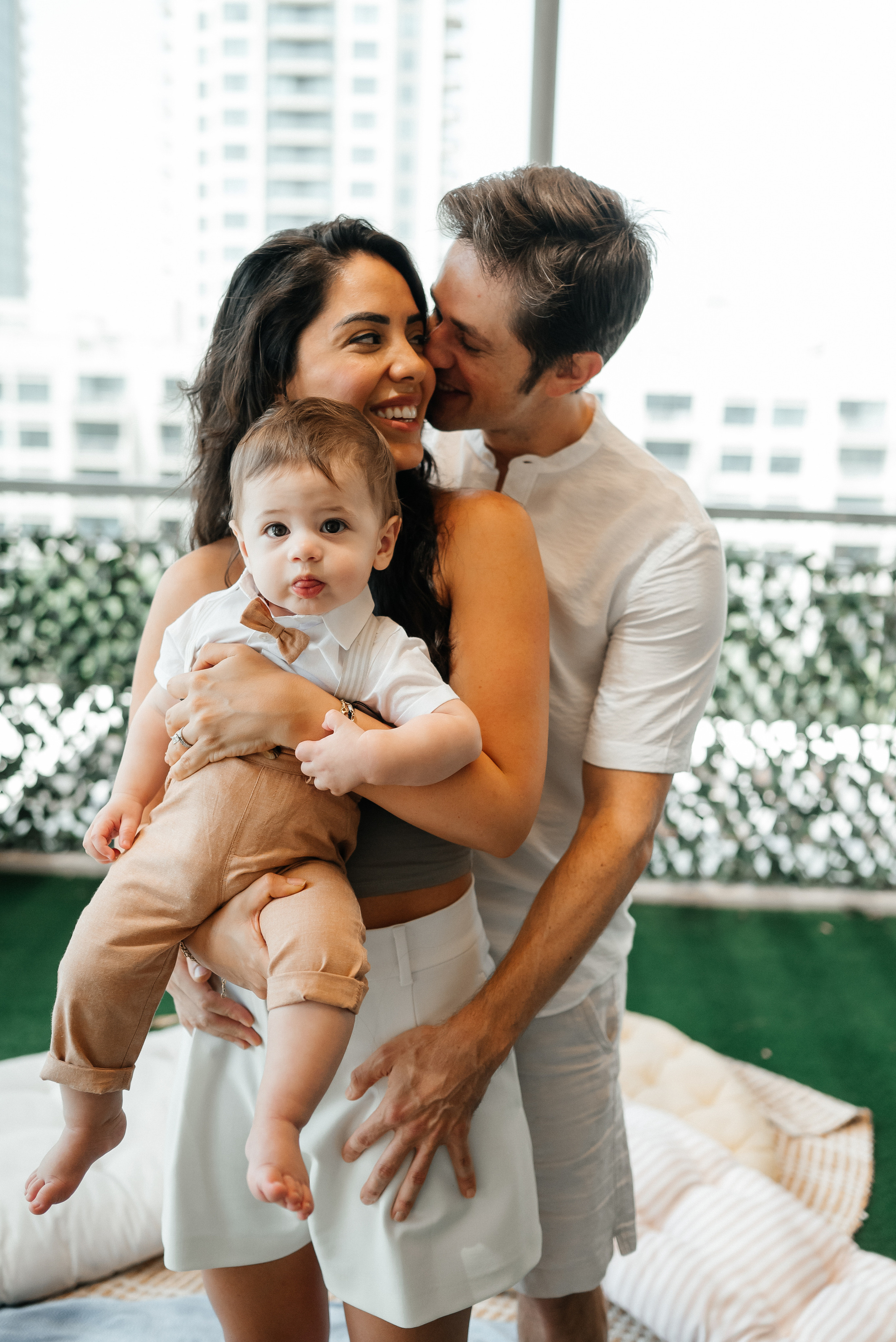 James, Maha and Lucas. Wedding and family photographer in Dubai Vasilii Albul