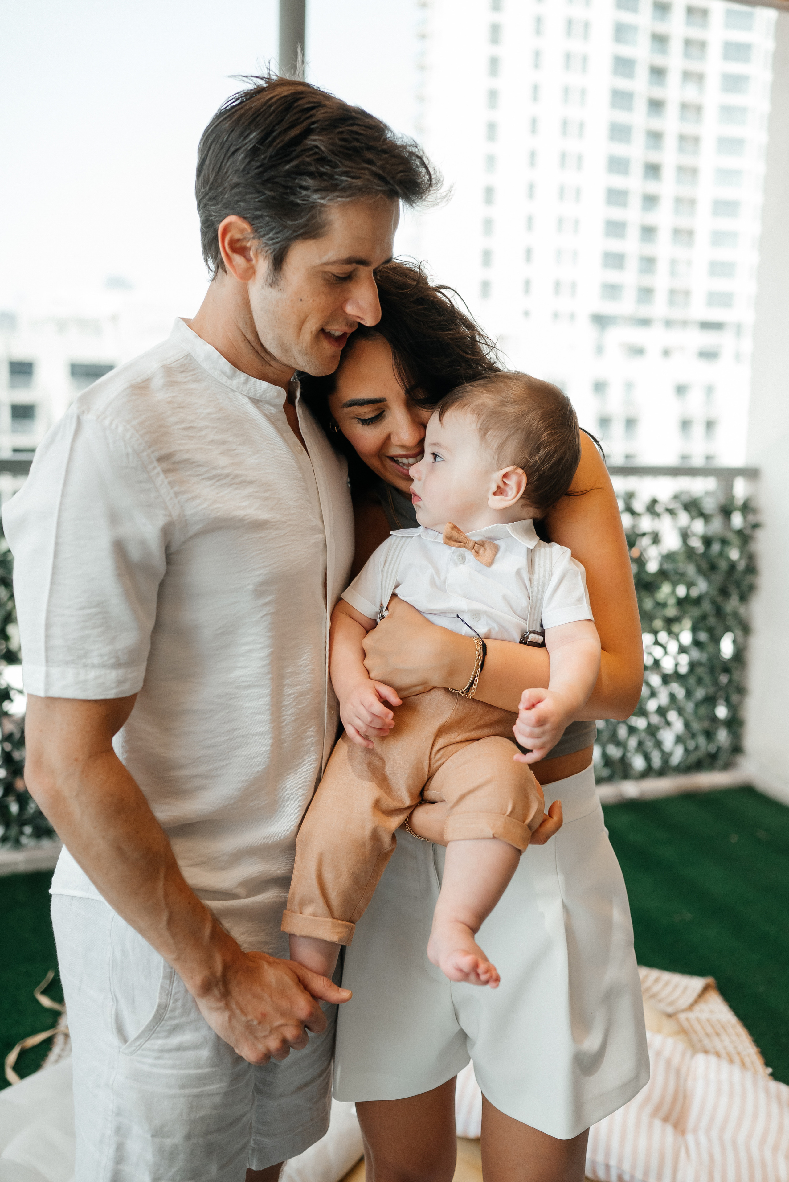 James, Maha and Lucas. Wedding and family photographer in Dubai Vasilii Albul