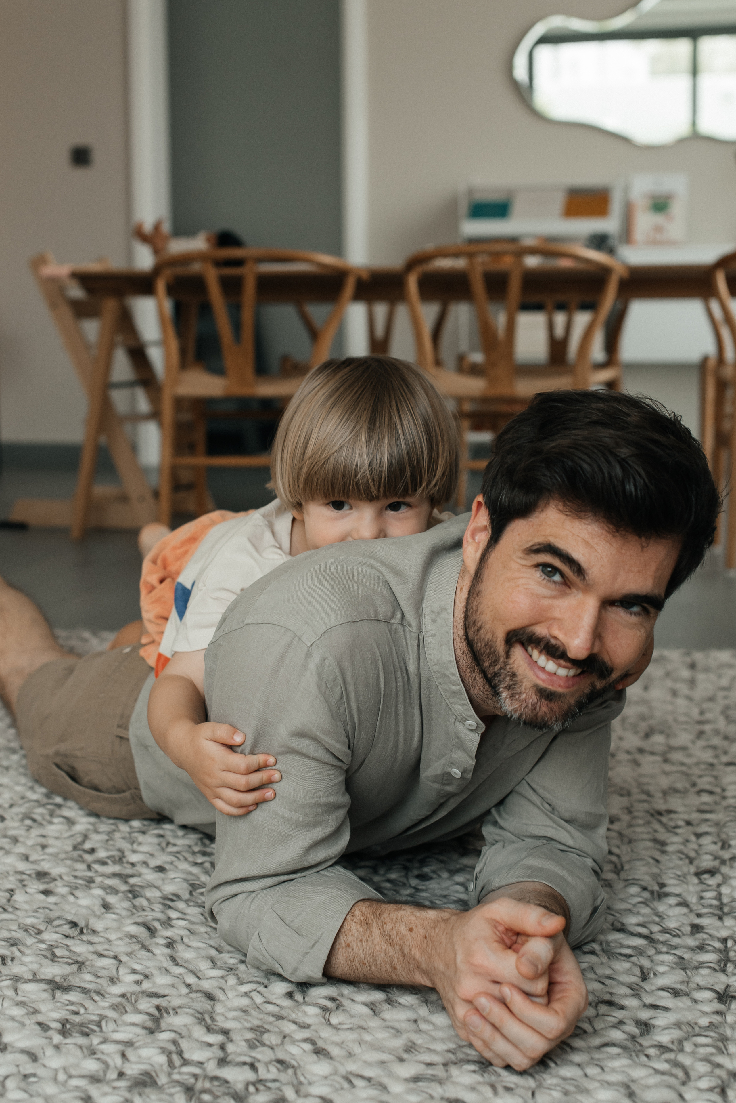 Home family photoshoot. Wedding and family photographer in Dubai Vasilii Albul