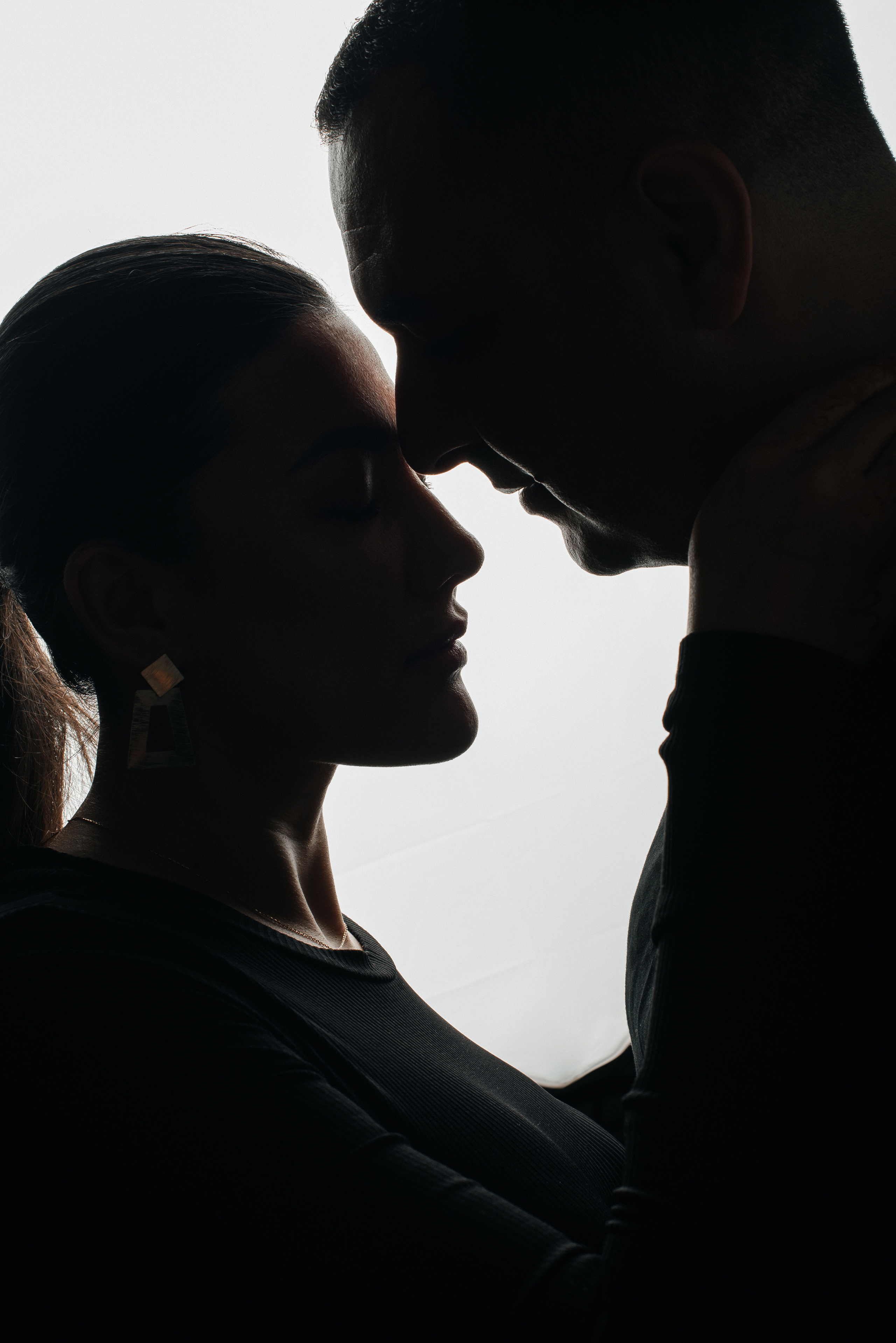 Pregnancy photoshoot. Wedding and family photographer in Dubai Vasilii Albul