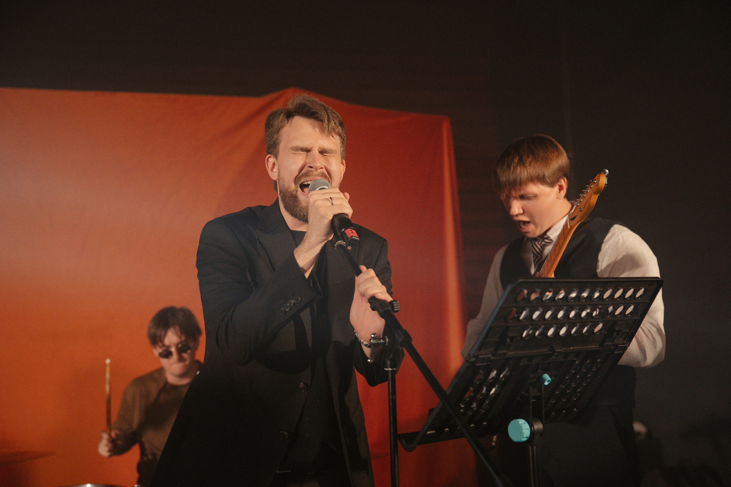 Смех, любовь и немного хаоса. Фотограф Евстигнеев Илья