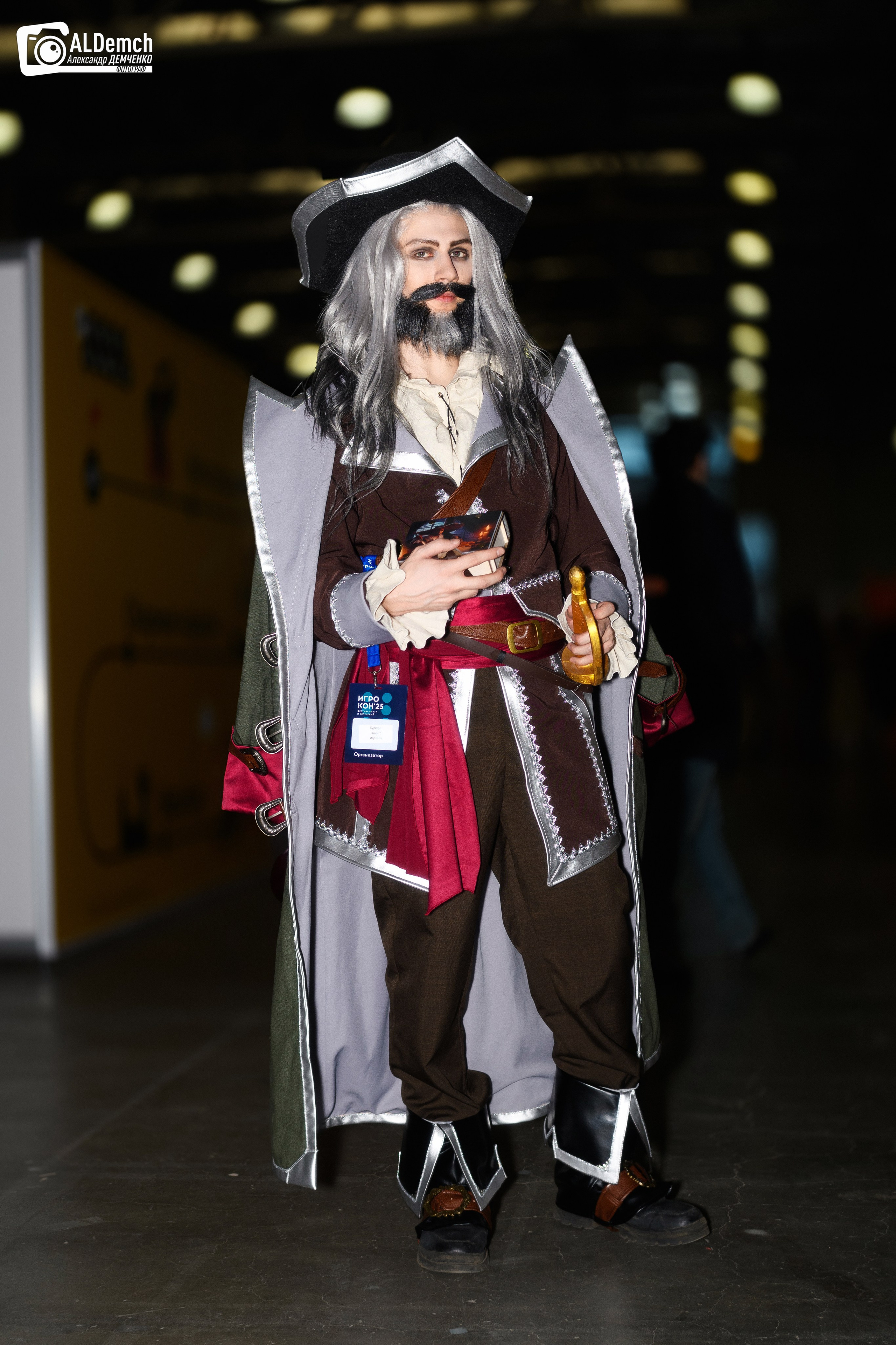 Аниме картинки персонажей и косплей фото в России Москве