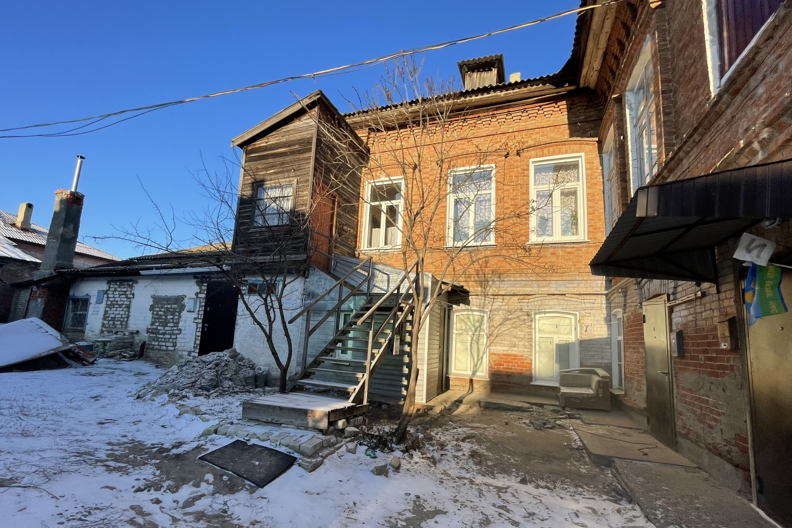 20 051 Старый двор. ВИЗУАЛЬНЫЕ И ЗВУКОВЫЕ РЕШЕНИЯ ДЛЯ БИЗНЕСА И СЪЁМОК ТЕЛЕТЕЛА