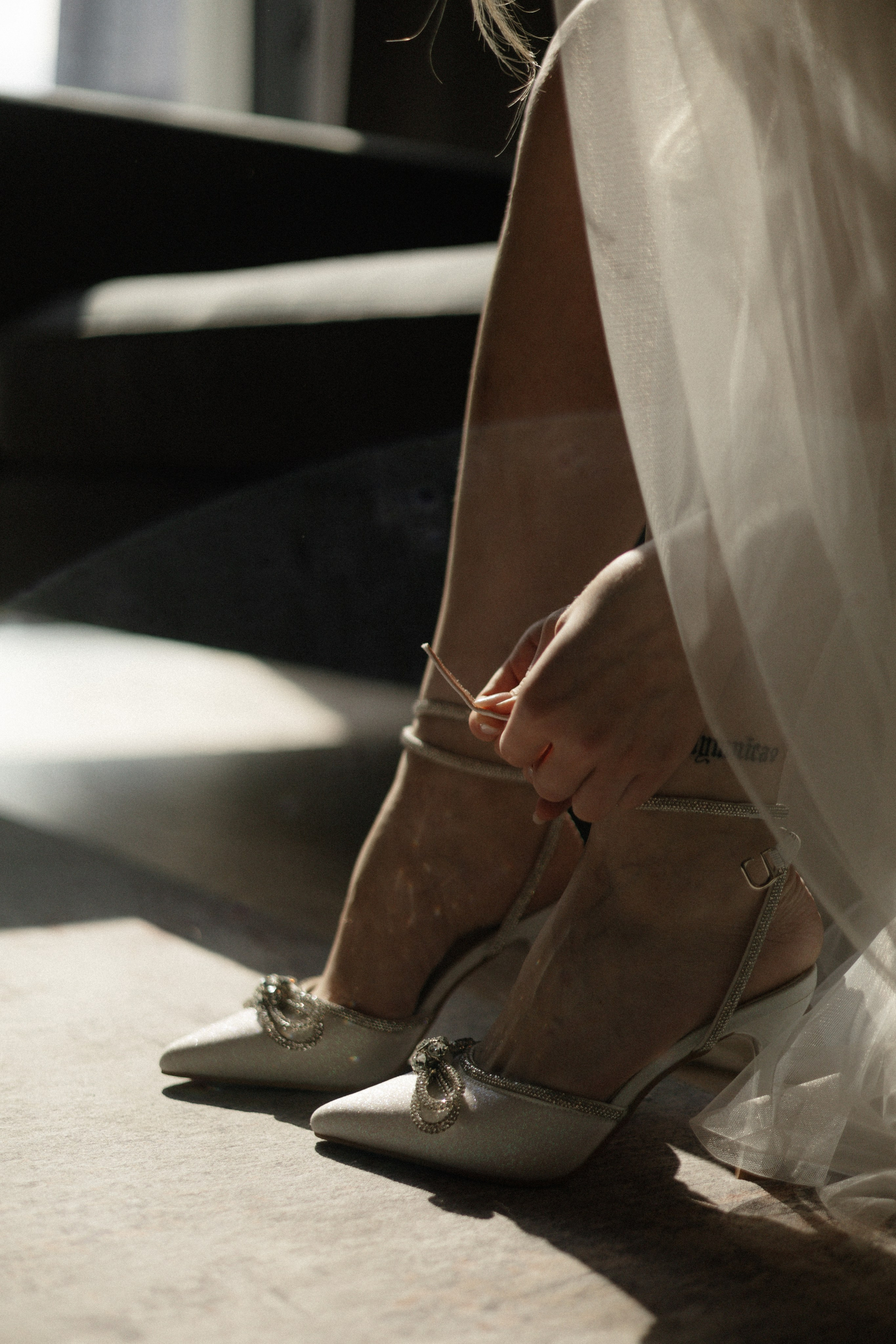 Арина и Дима. Сборы, роспись и прогулка. Свадебный и портретный фотограф в Москве Анастасия Масюк