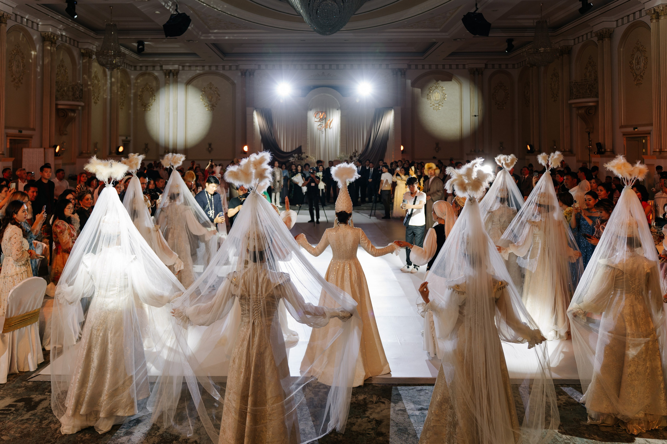 Maral — Qyz uzatu. Wedding and Love story Photographer