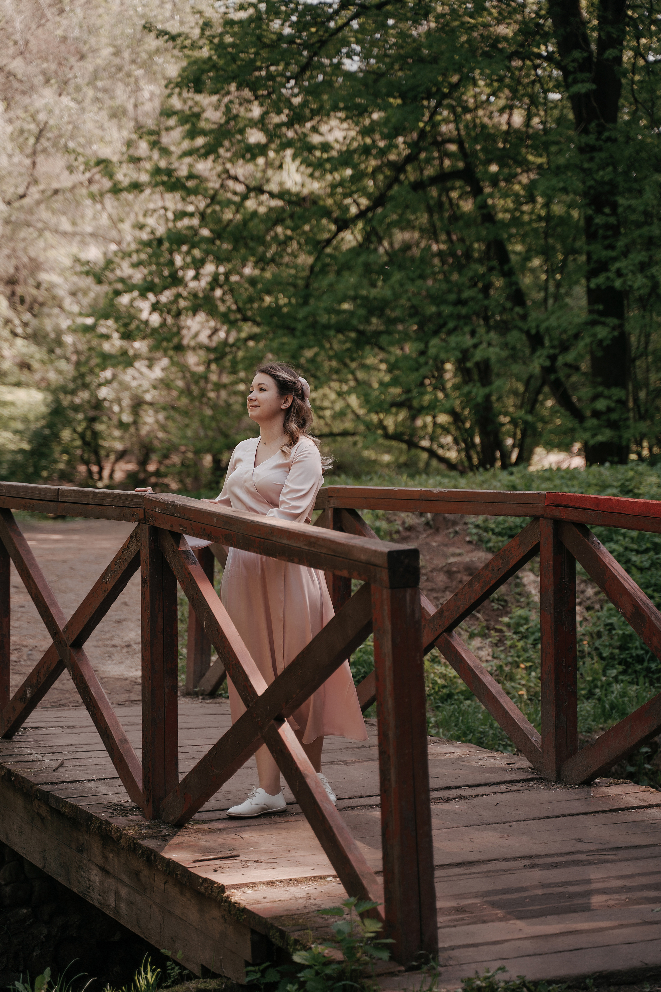 Фотосессия в яблонях. Свадебный фотограф