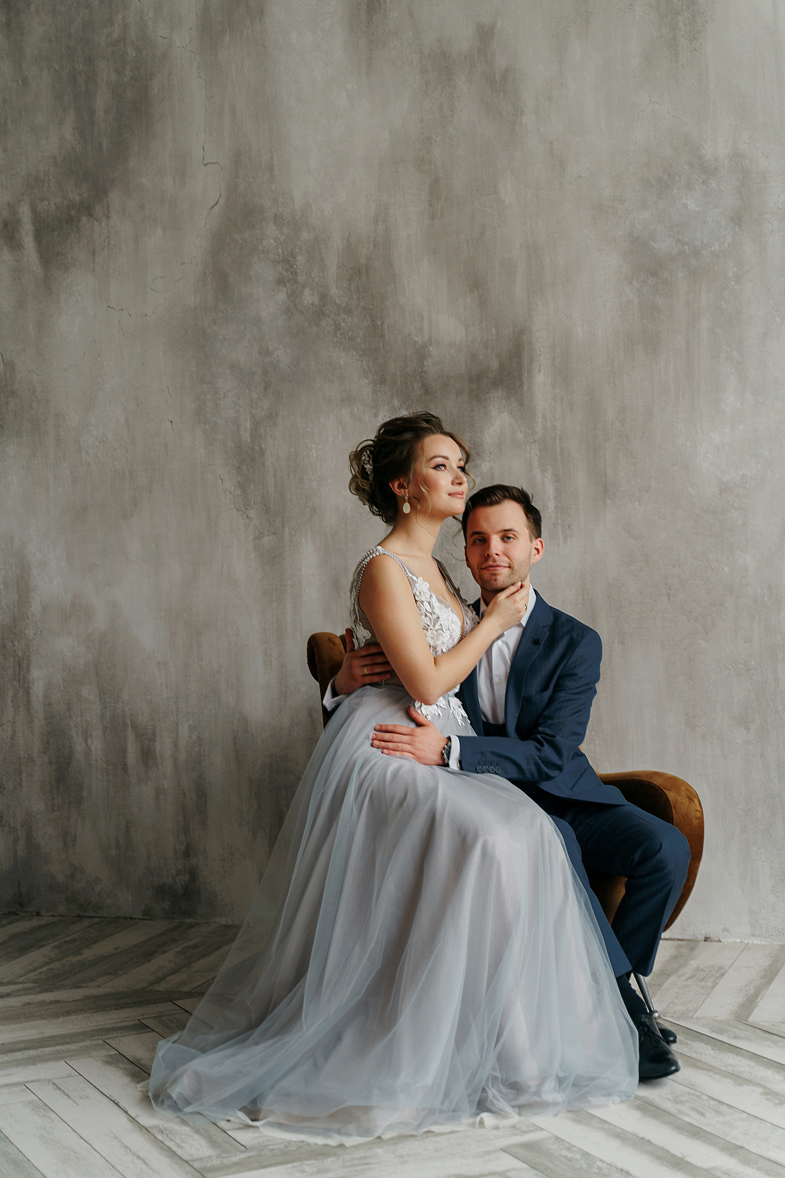 Свадебная фотосессия в студии. Свадебный фотограф