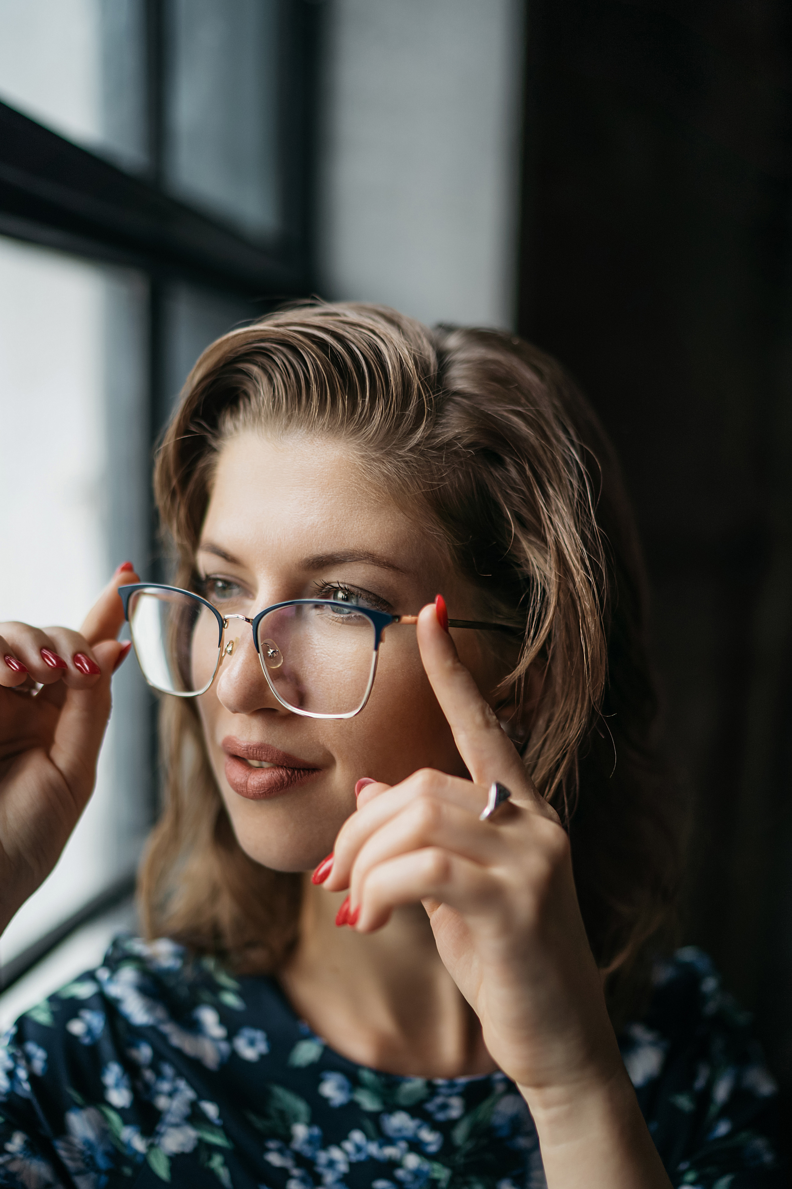 Индивидуальная фотосессия в студии для сайта. Свадебный фотограф