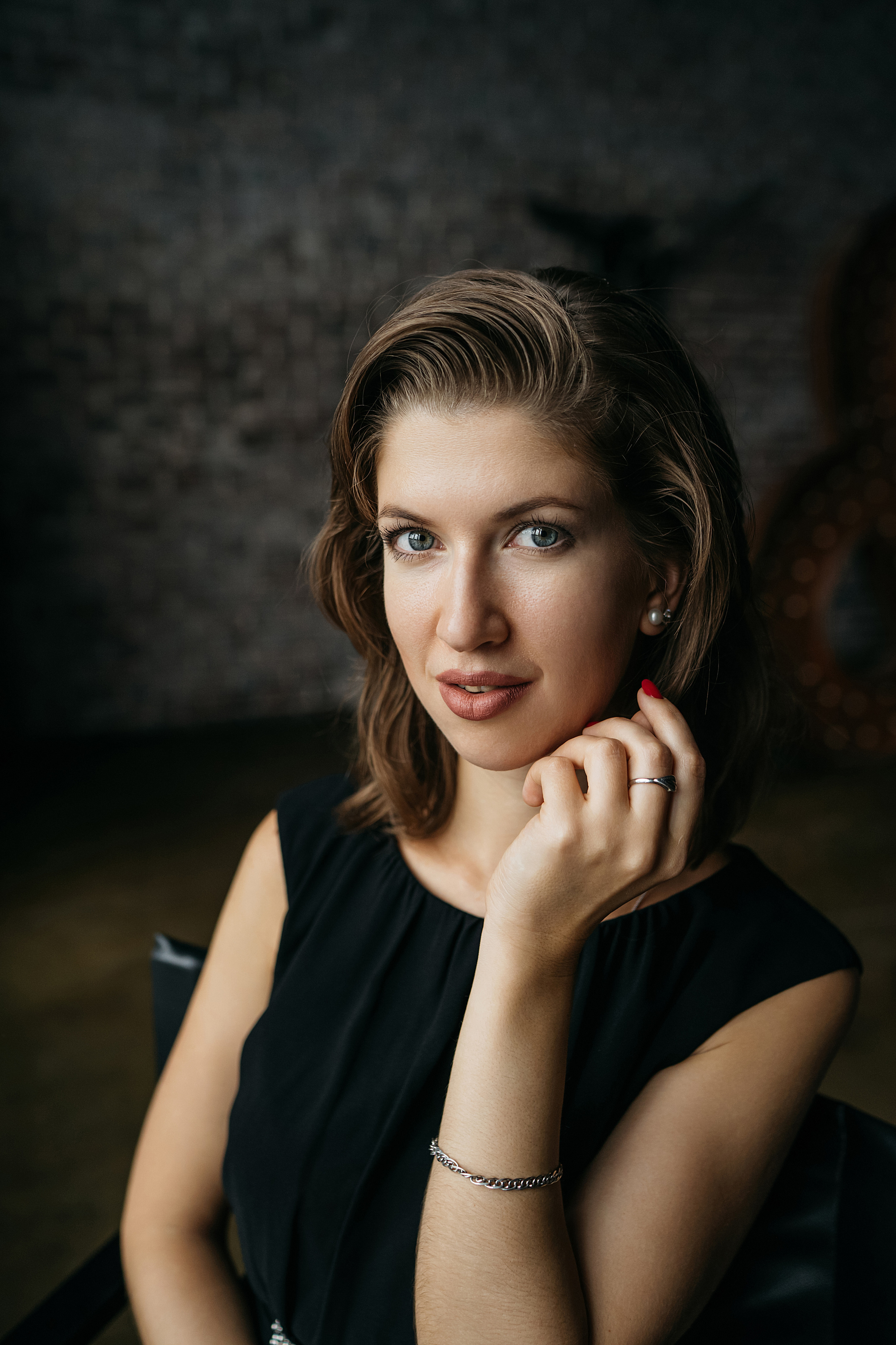 Индивидуальная фотосессия в студии для сайта. Свадебный фотограф