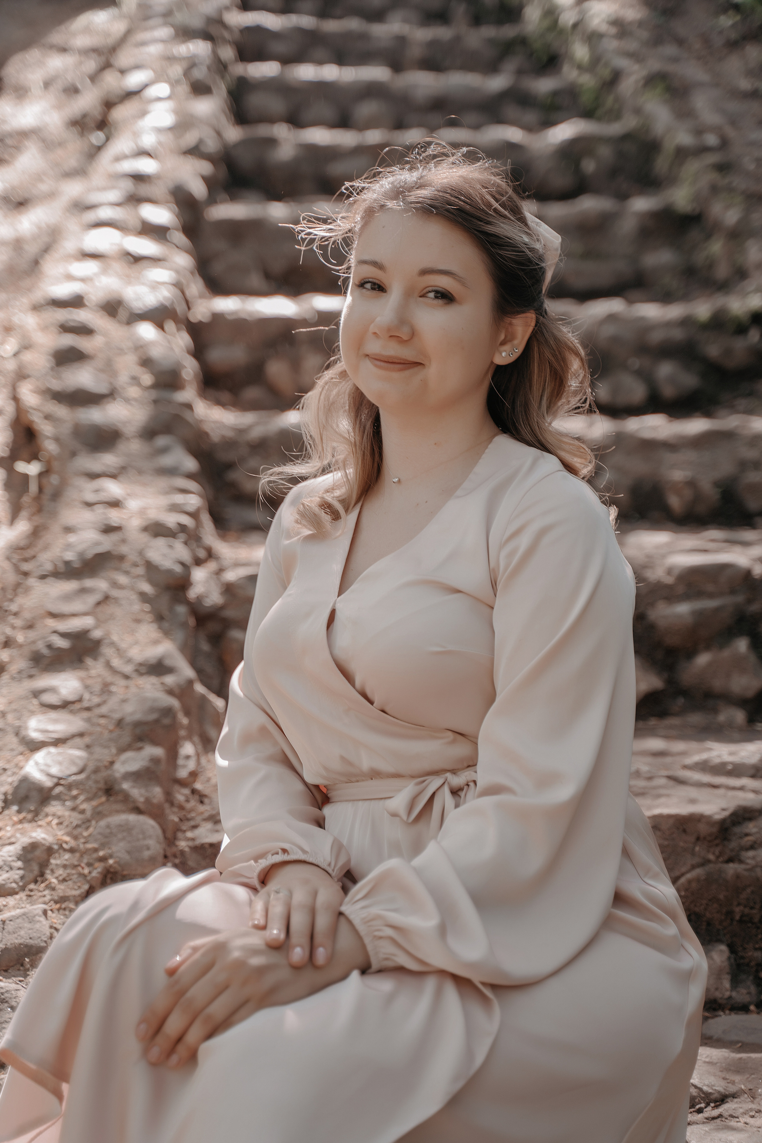 Фотосессия в яблонях. Свадебный фотограф