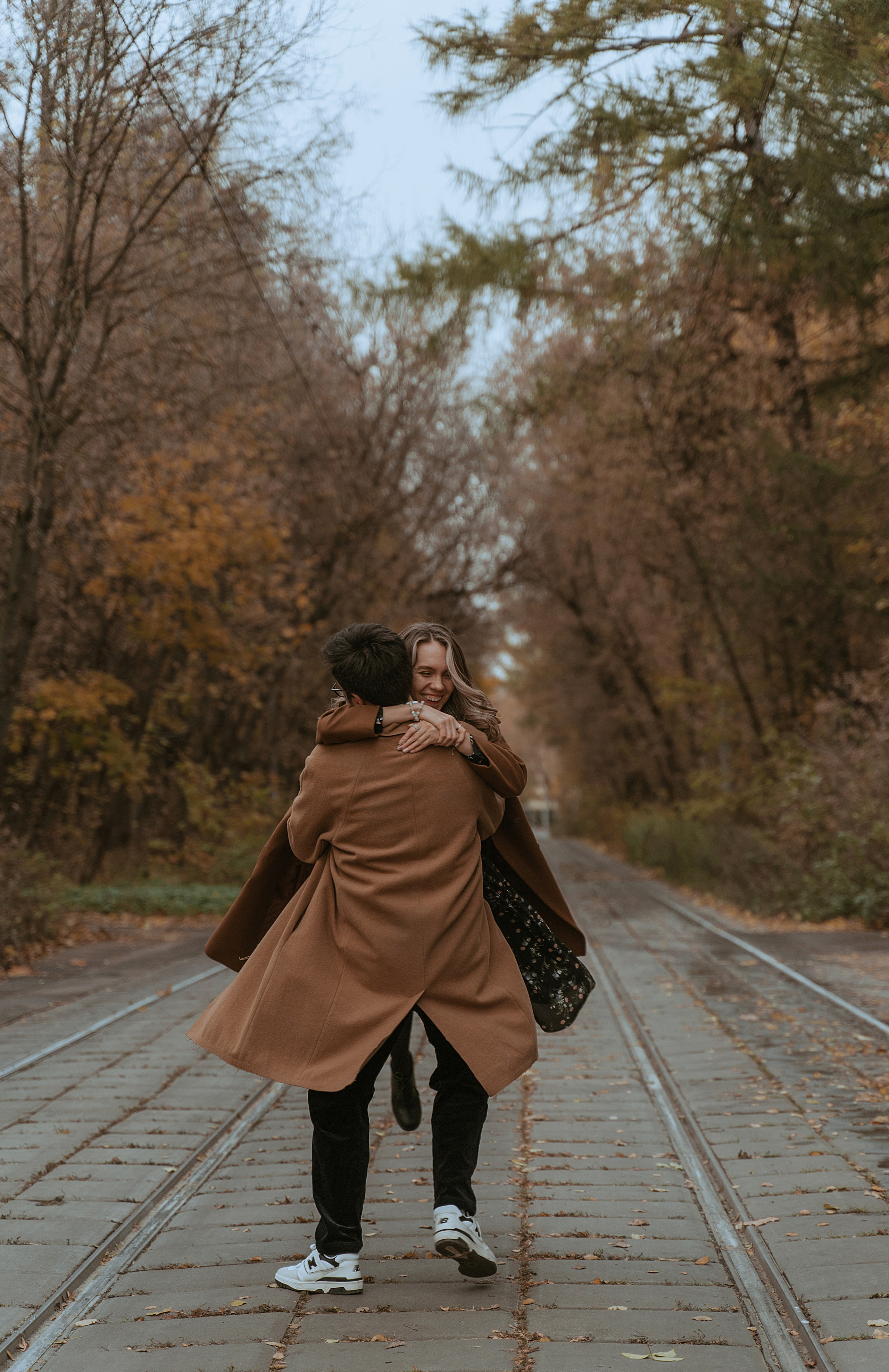 Love story прогулка в Сокольниках. Свадебный фотограф