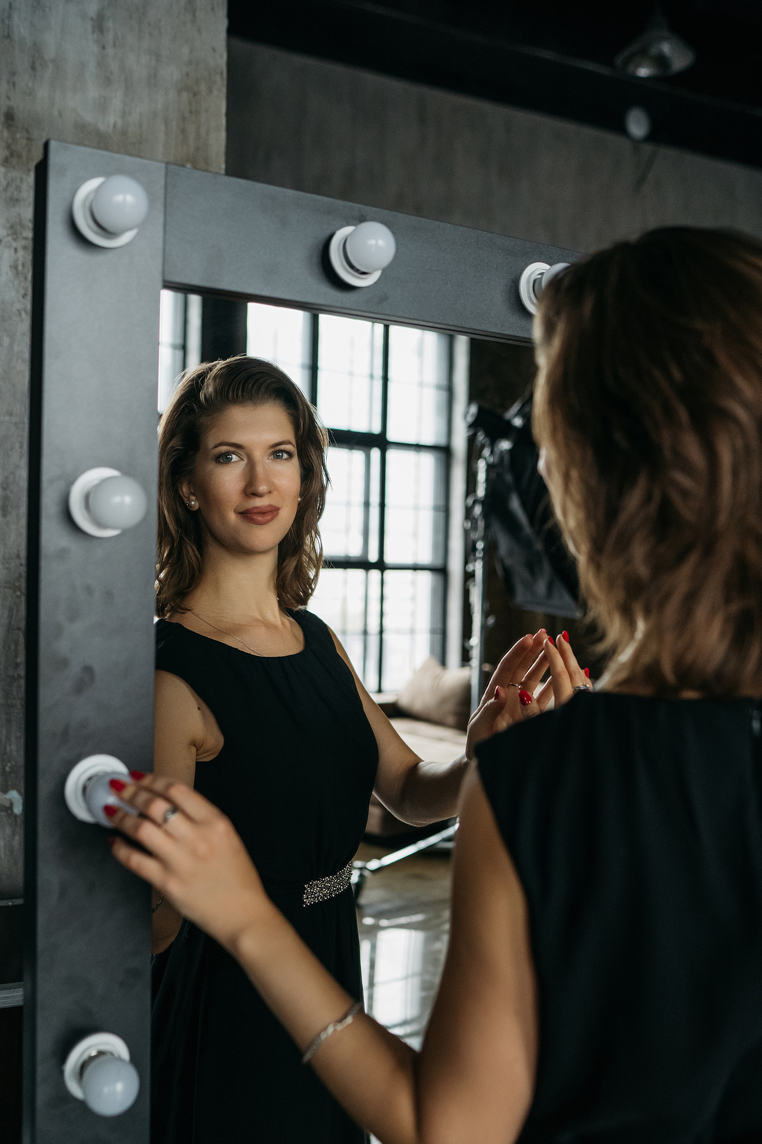 Индивидуальная фотосессия в студии для сайта. Свадебный фотограф