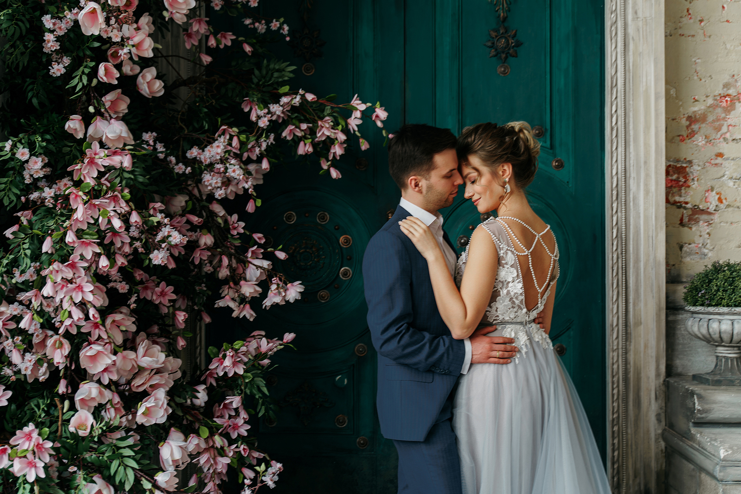 Свадебная фотосессия в студии. Свадебный фотограф