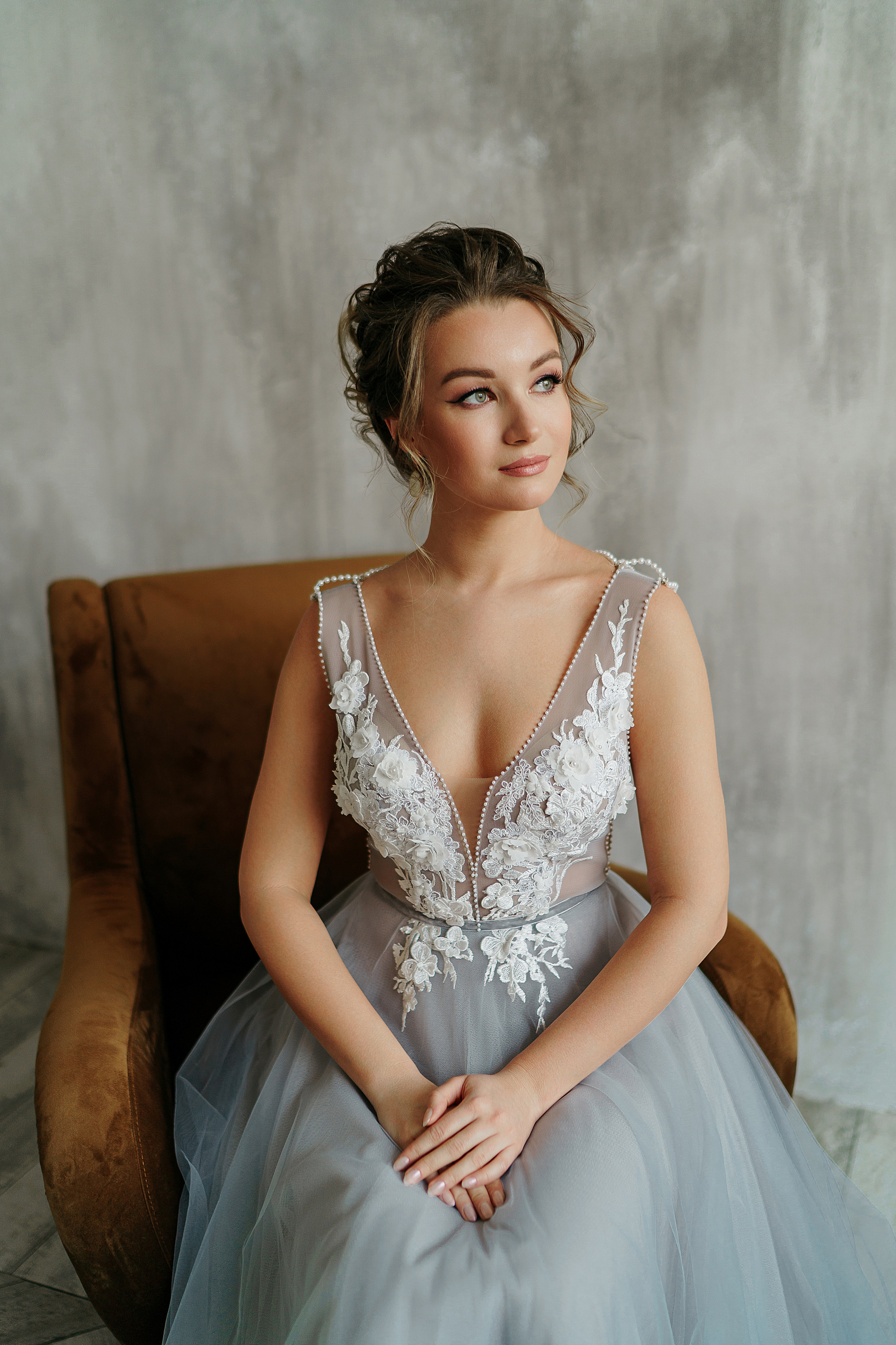 Свадебная фотосессия в студии. Свадебный фотограф