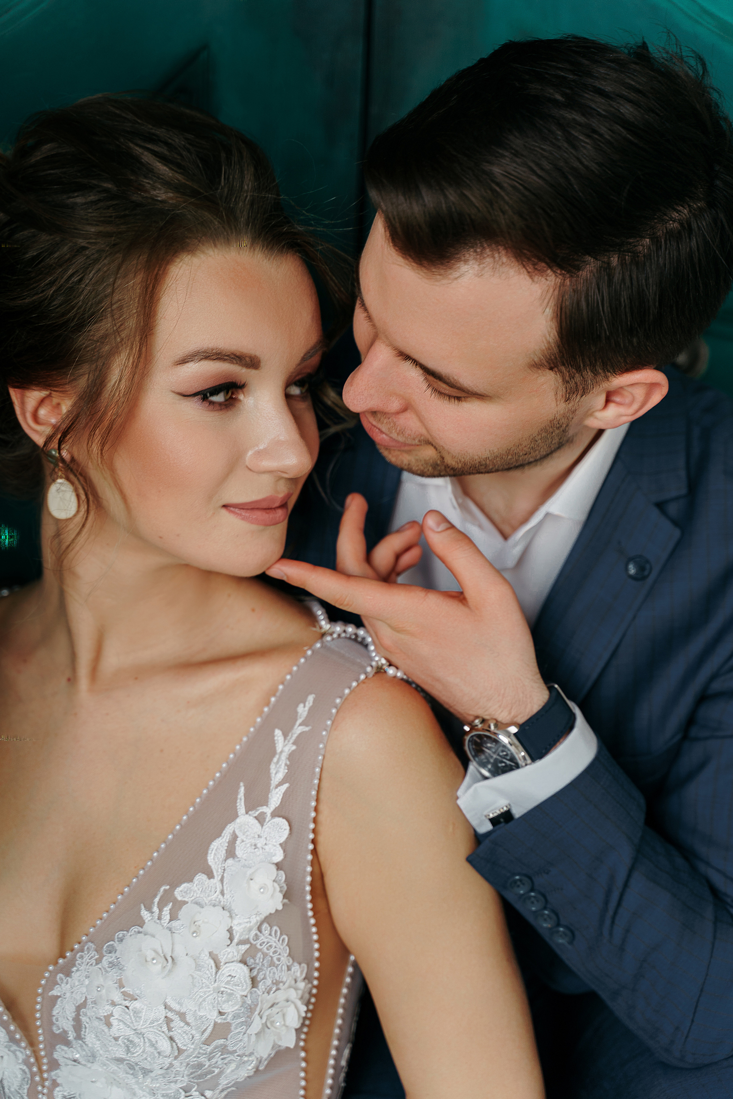 Свадебная фотосессия в студии. Свадебный фотограф