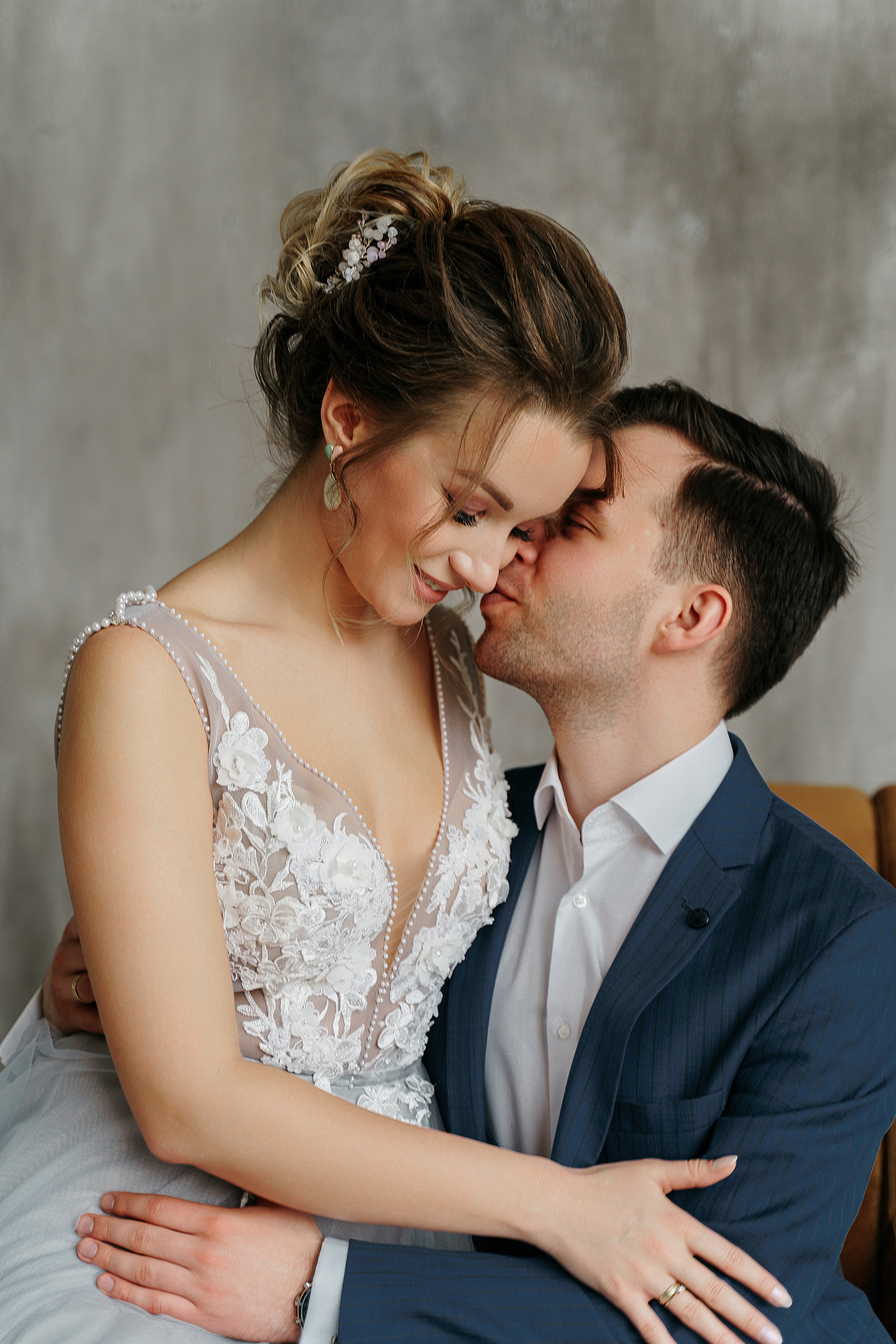 Свадебная фотосессия в студии. Свадебный фотограф