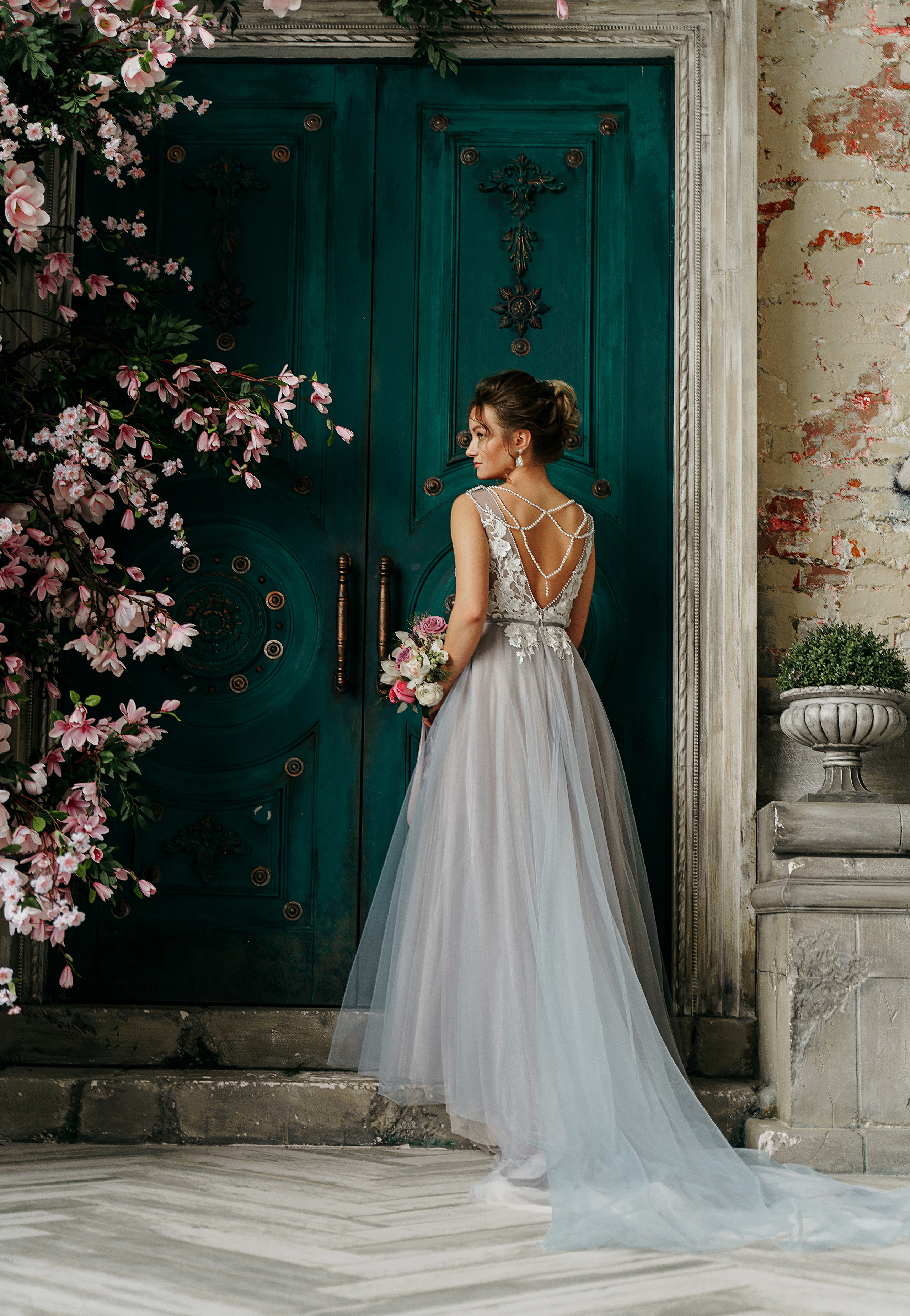 Свадебная фотосессия в студии. Свадебный фотограф