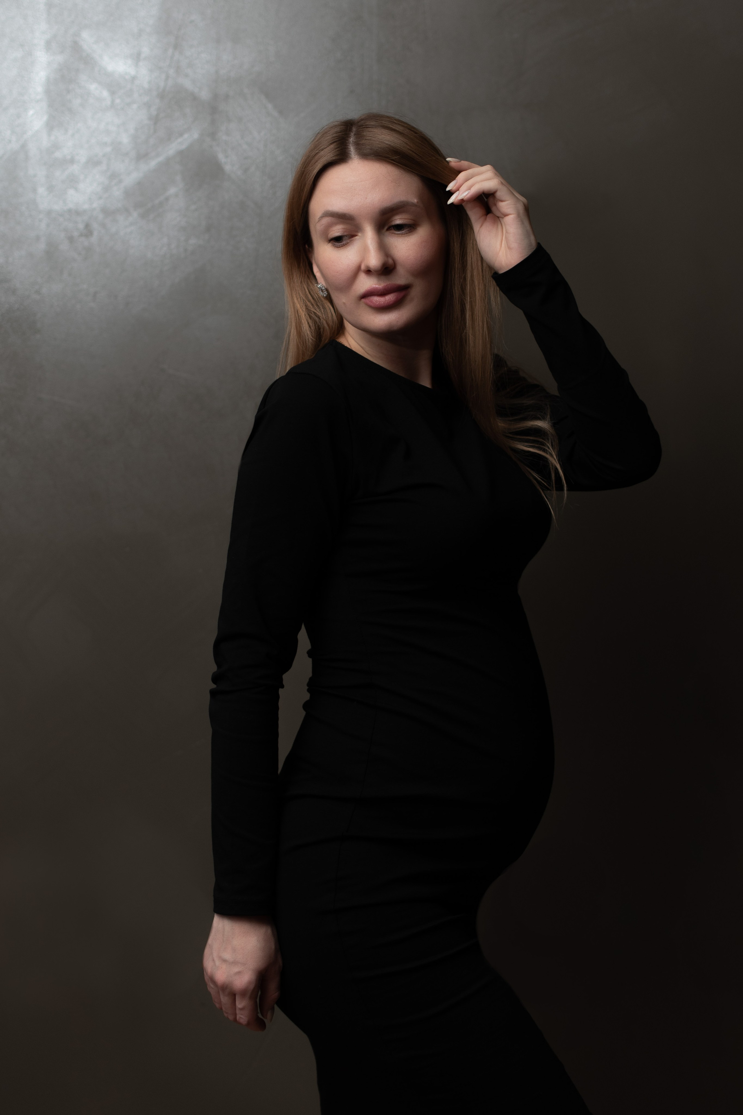 Фотосессия беременности в тёмном ключе. Контент фотограф в Перми Нина Березина