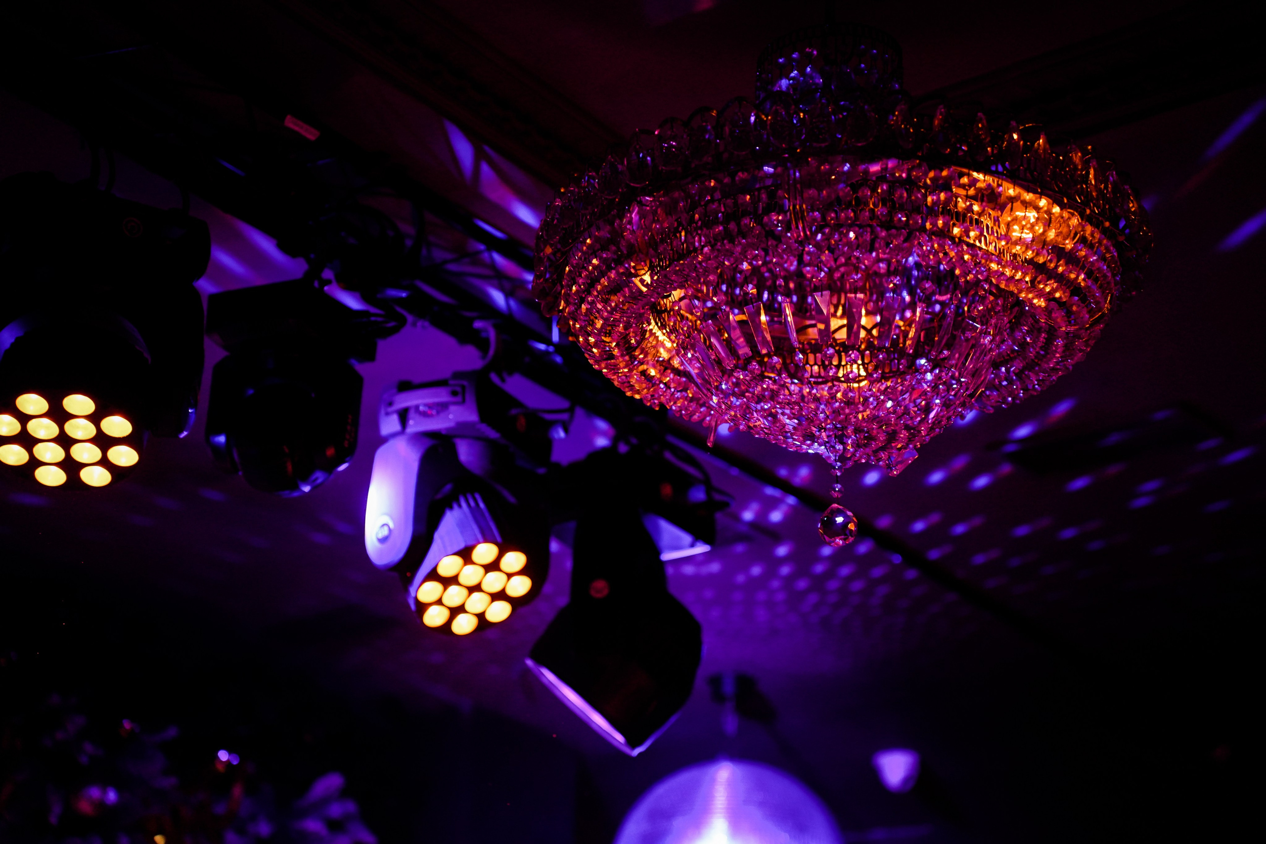 EVENT-туса в караоке. Свадебный фотограф и видеограф в Ростове-на-Дону. Максим и Наталья Лебедевы