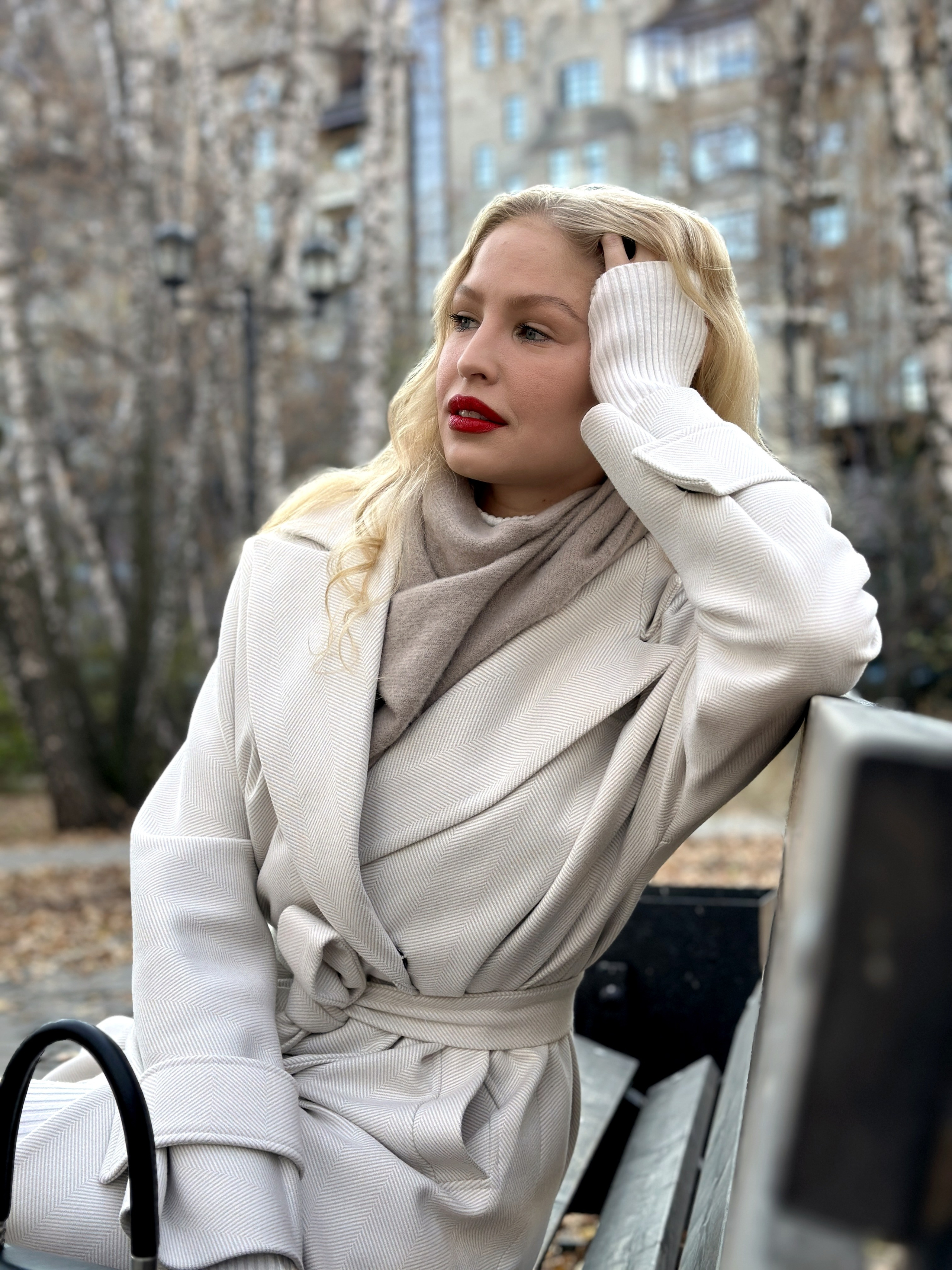 Прогулочная фотосессия Лиды в Березовой роще. Твой фотограф и видеограф в Тюмени — Сергей Бизин