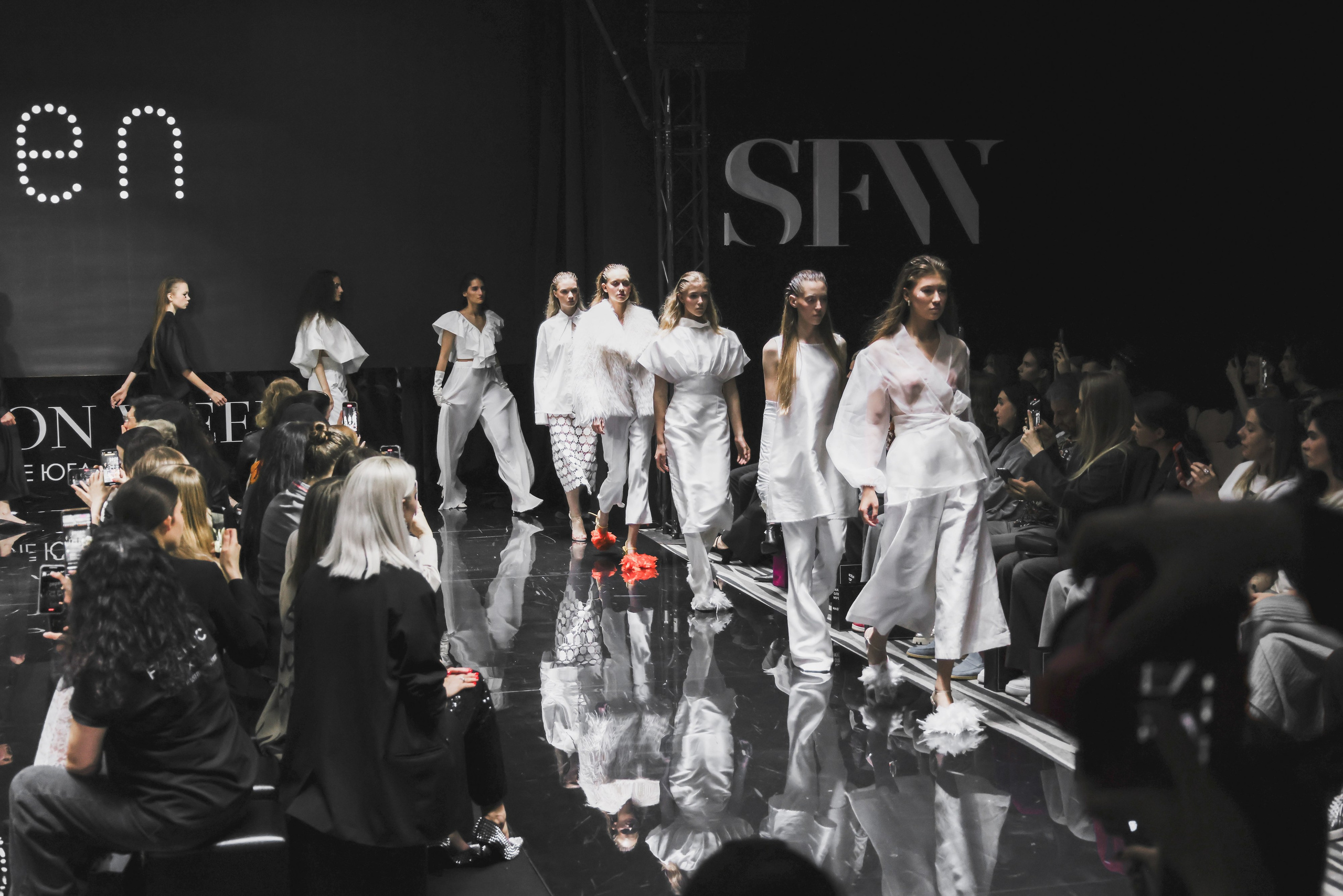 Catwalk. ProVizArt