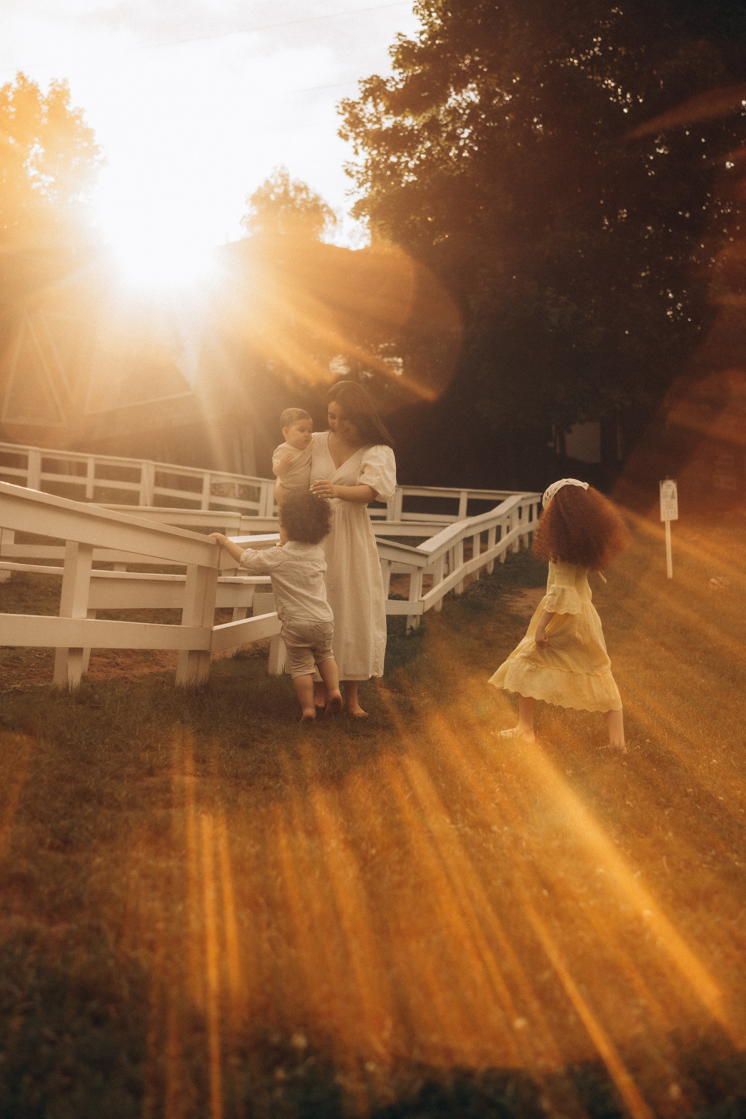 Ариана и семья