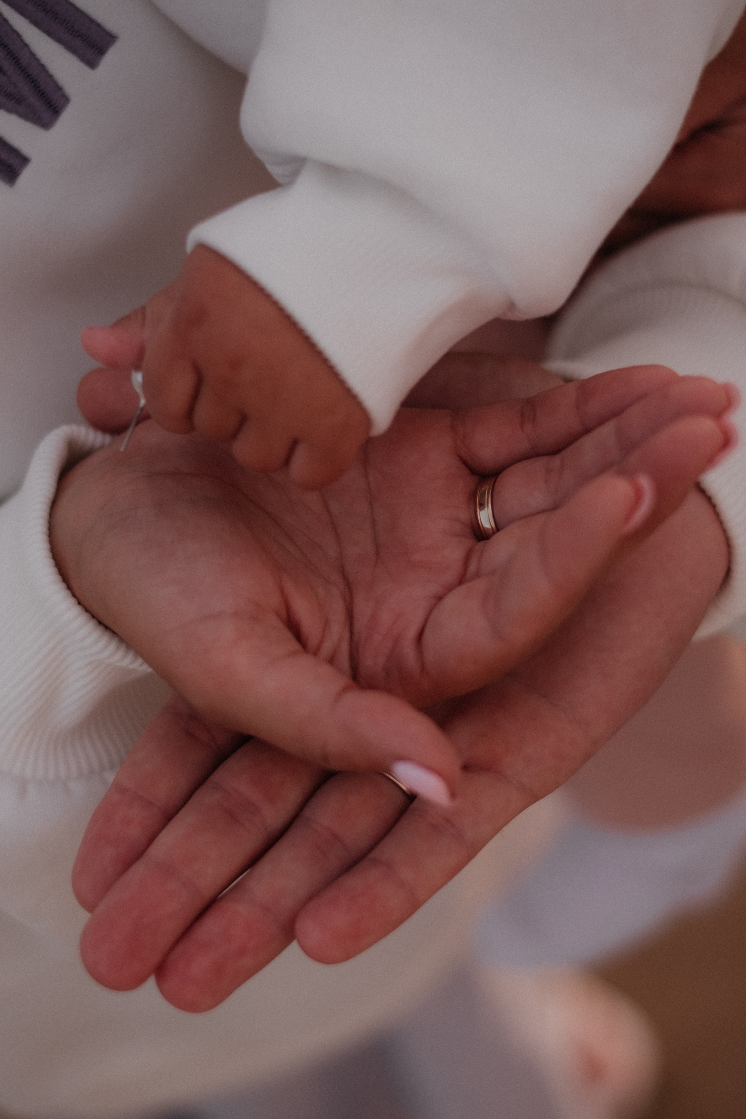 Алина, Ярослав и Тая на берегу. Фотограф в Новосибирске Диана Ильиных