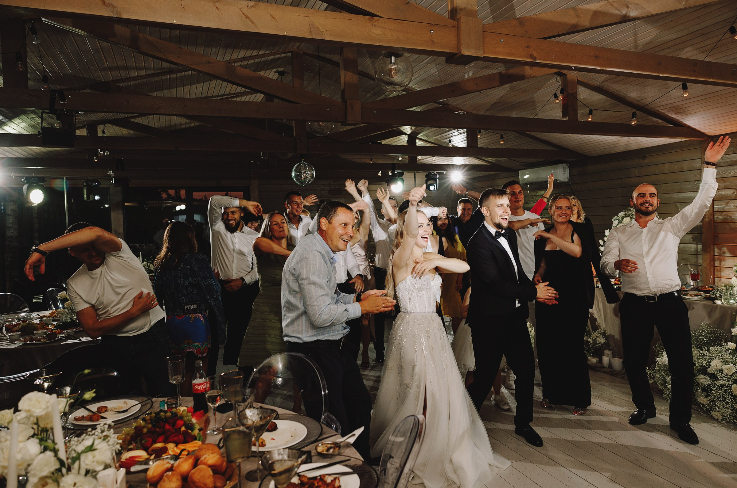 Артем и Александра. Свадебный фотограф и видеограф Дмитрий Горяченков