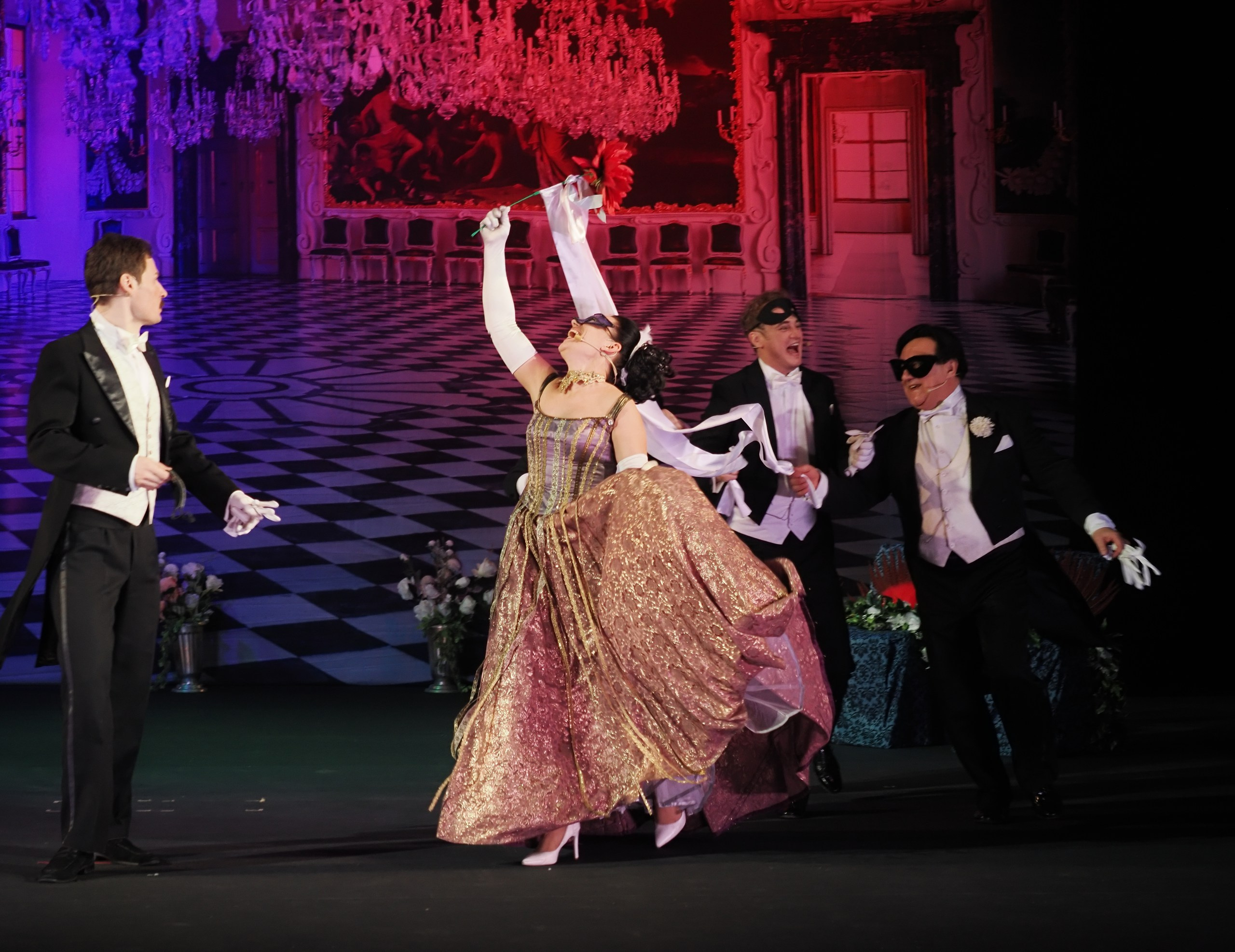 «БУФФ-ПАРАДИЗ» Летучая мышь (в Нск). Портретный и спортивный фотограф в Новосибирске и Твери Кононов Алексей