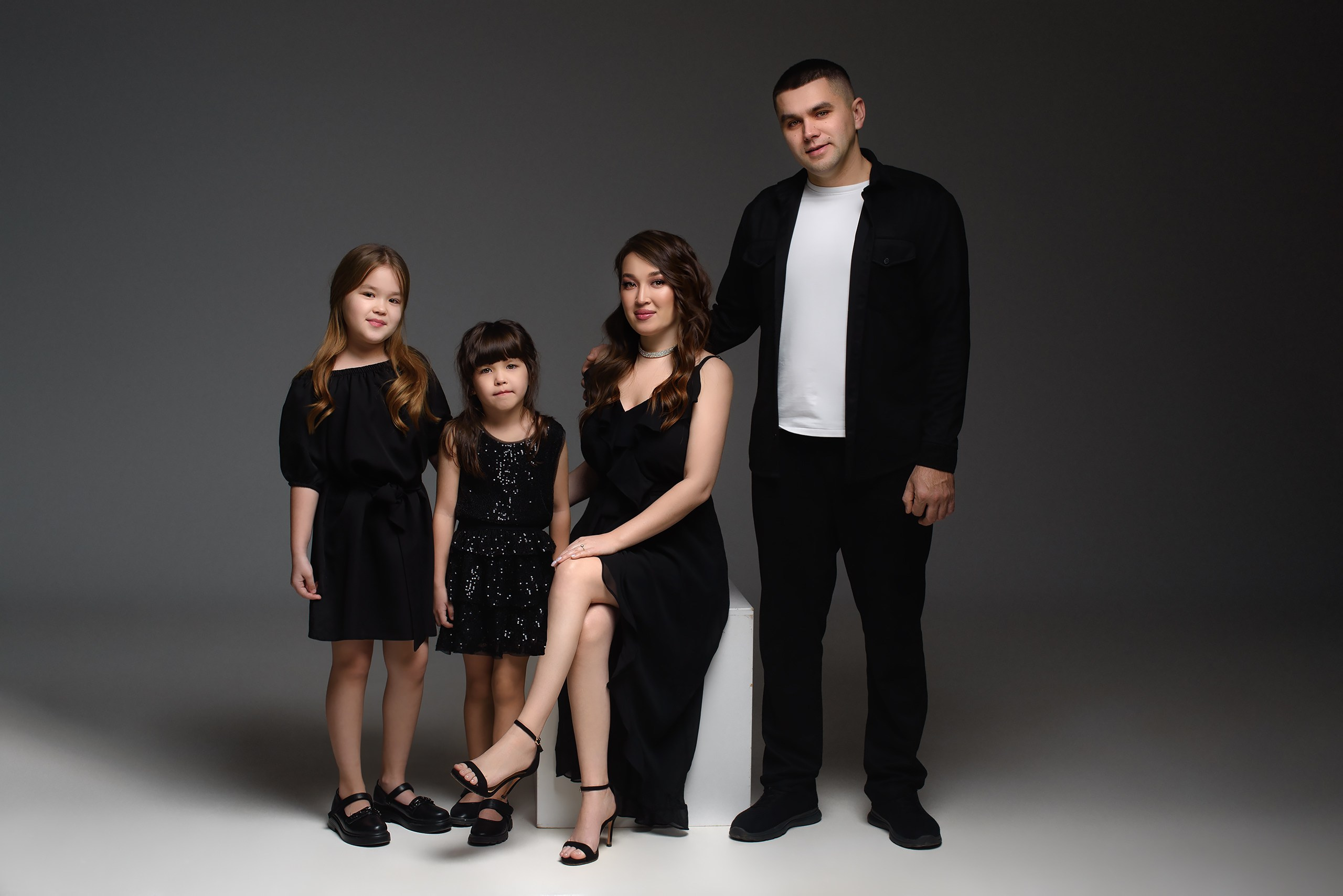 Семейные съемки в стиле минимализм. Алёна Маслова — Семейный фотограф — Женский портрет —Тюмень