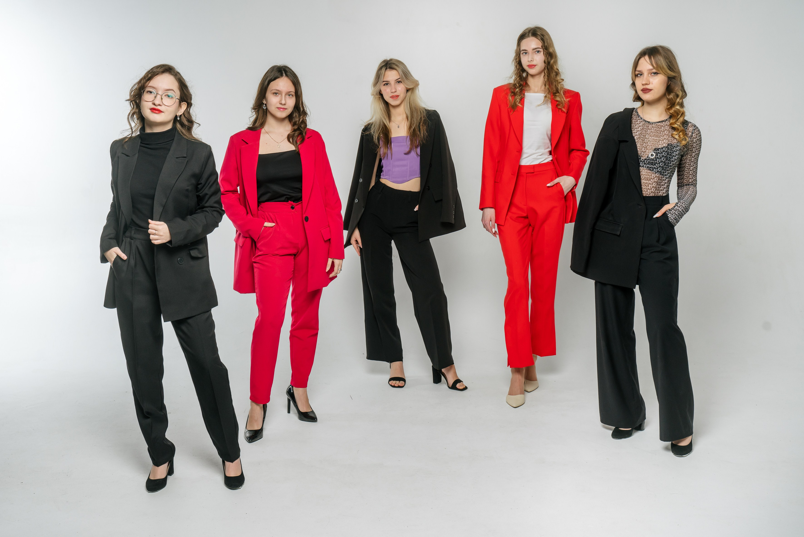 4. Выпускные альбомы, школьные фотосессии в городе Новороссийске