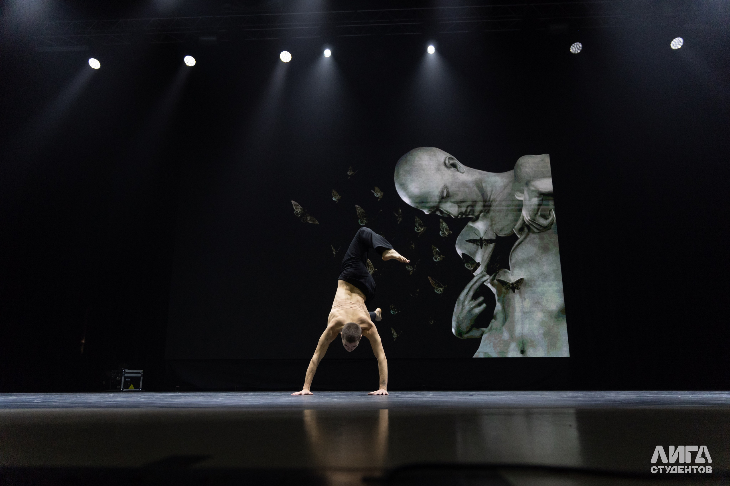 Российская Студенческая Весна 2025. Портретный фотограф в Казани Радомир Заздравных