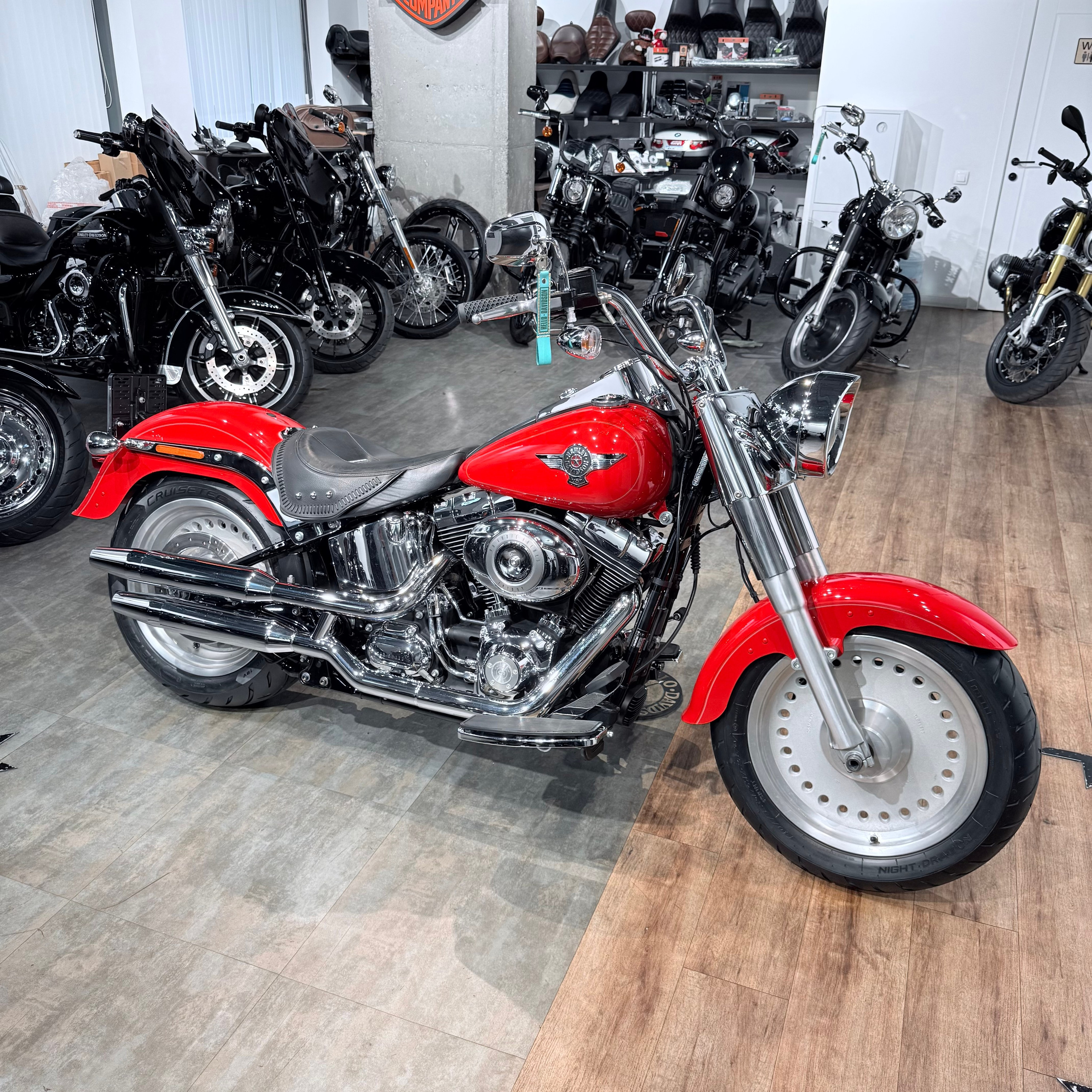 2010 Fat Boy АВS Rеd Сherry Реаrl. Hello Davidson, Москва. Только хорошие мотоциклы…