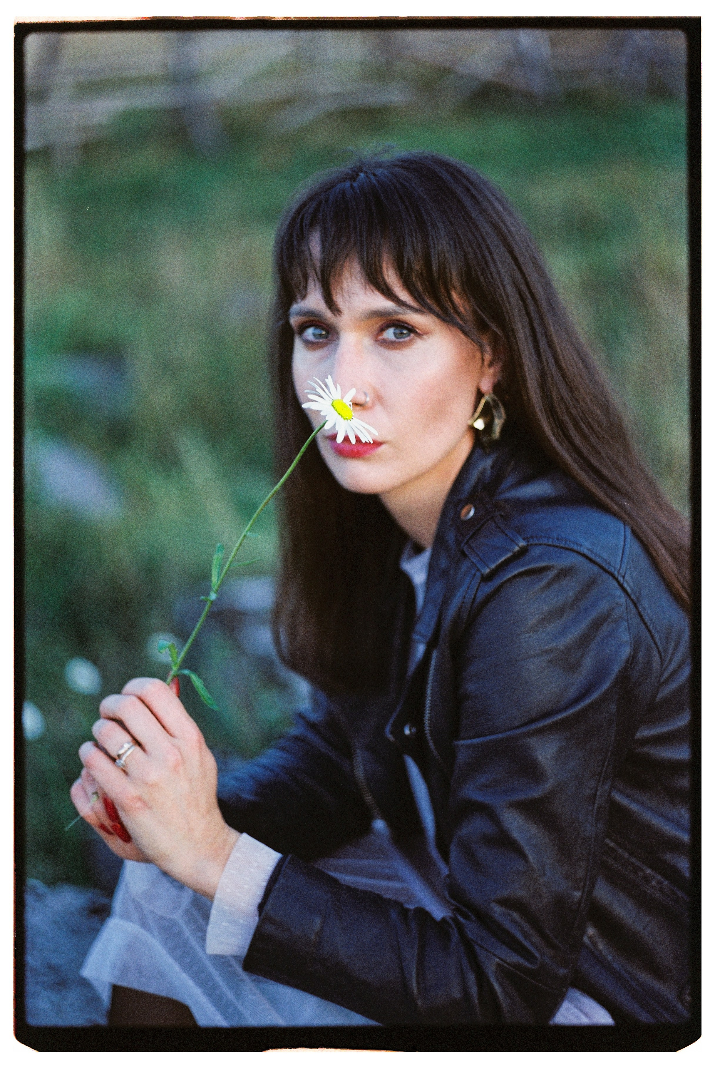 Портретная фотосессия на плёнку 35 мм на ферме в Санкт-Петербурге. Светлана Гопанюк. Портретный фотограф. Санкт-Петербург. СПб