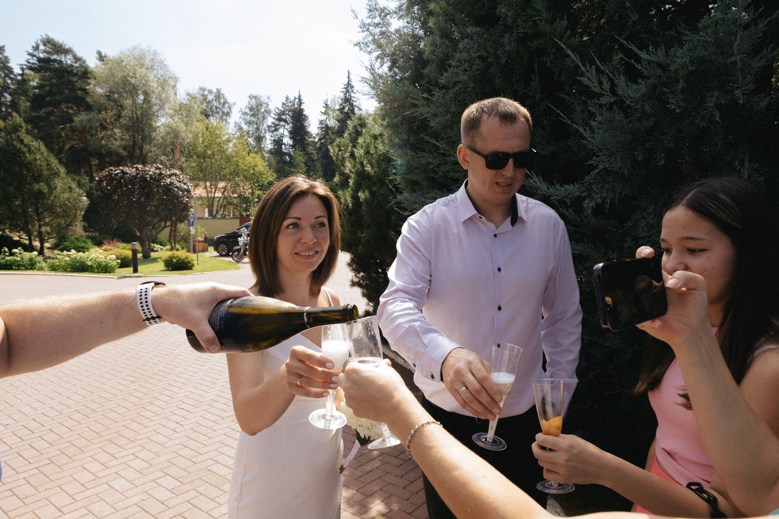 Лиза и Сережа. Роспись и тусовка в коттедже. Свадебный и портретный фотограф в Москве Анастасия Масюк