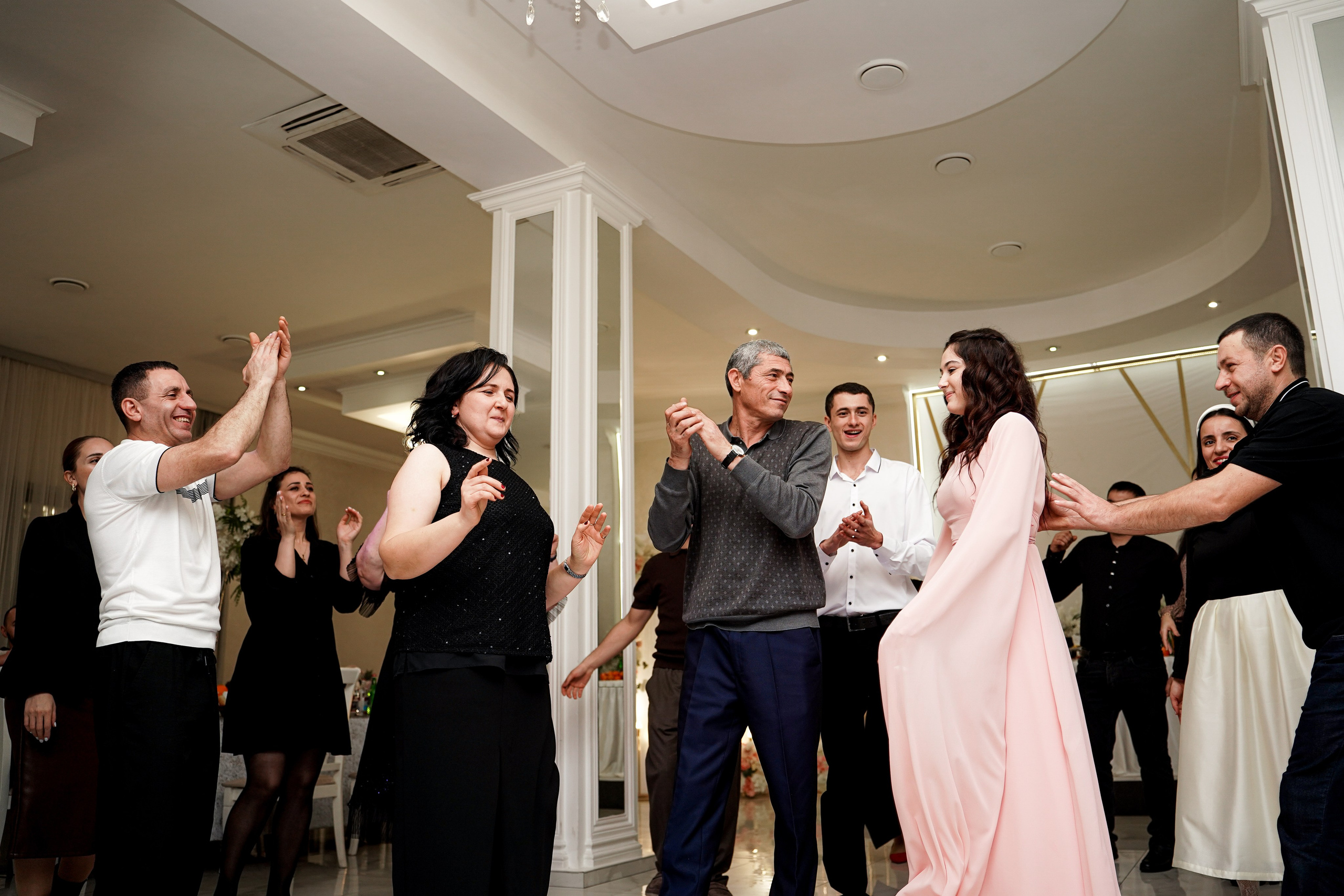 Сватовство. Свадебный фотограф в Ростове-на-Дону. Таинство Крещения и Венчания, семейные фотосессии. Алёна Чёботова